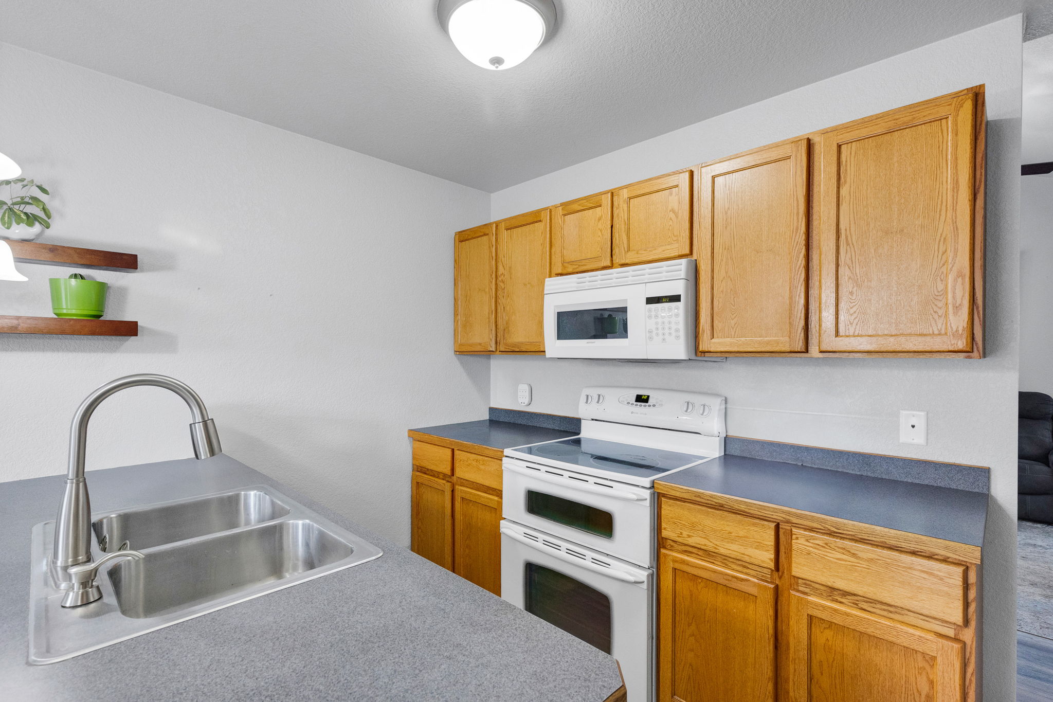 4323 Addington Drive Property Photo 14