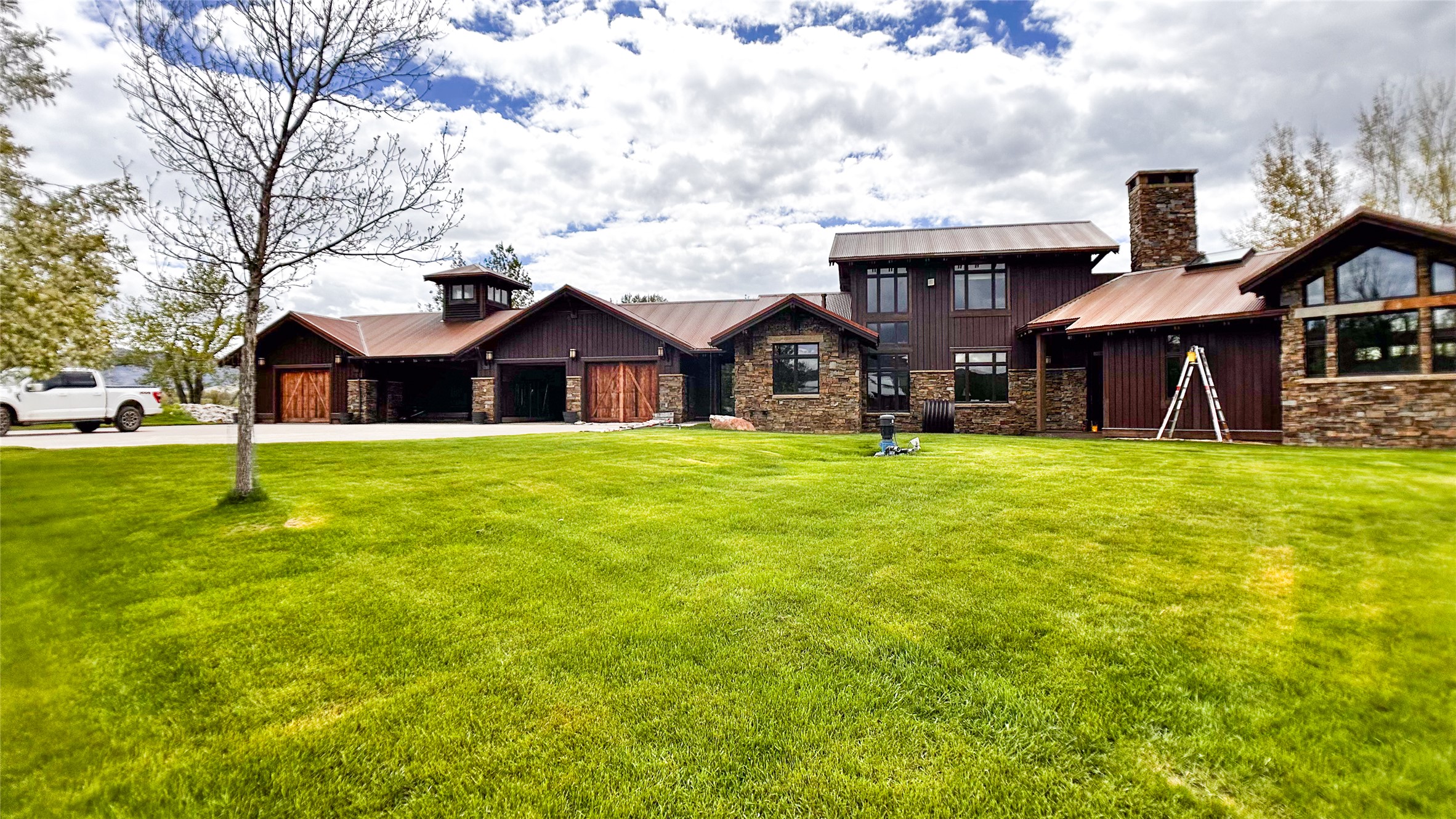 201 Cottonwillow Road Property Photo 2