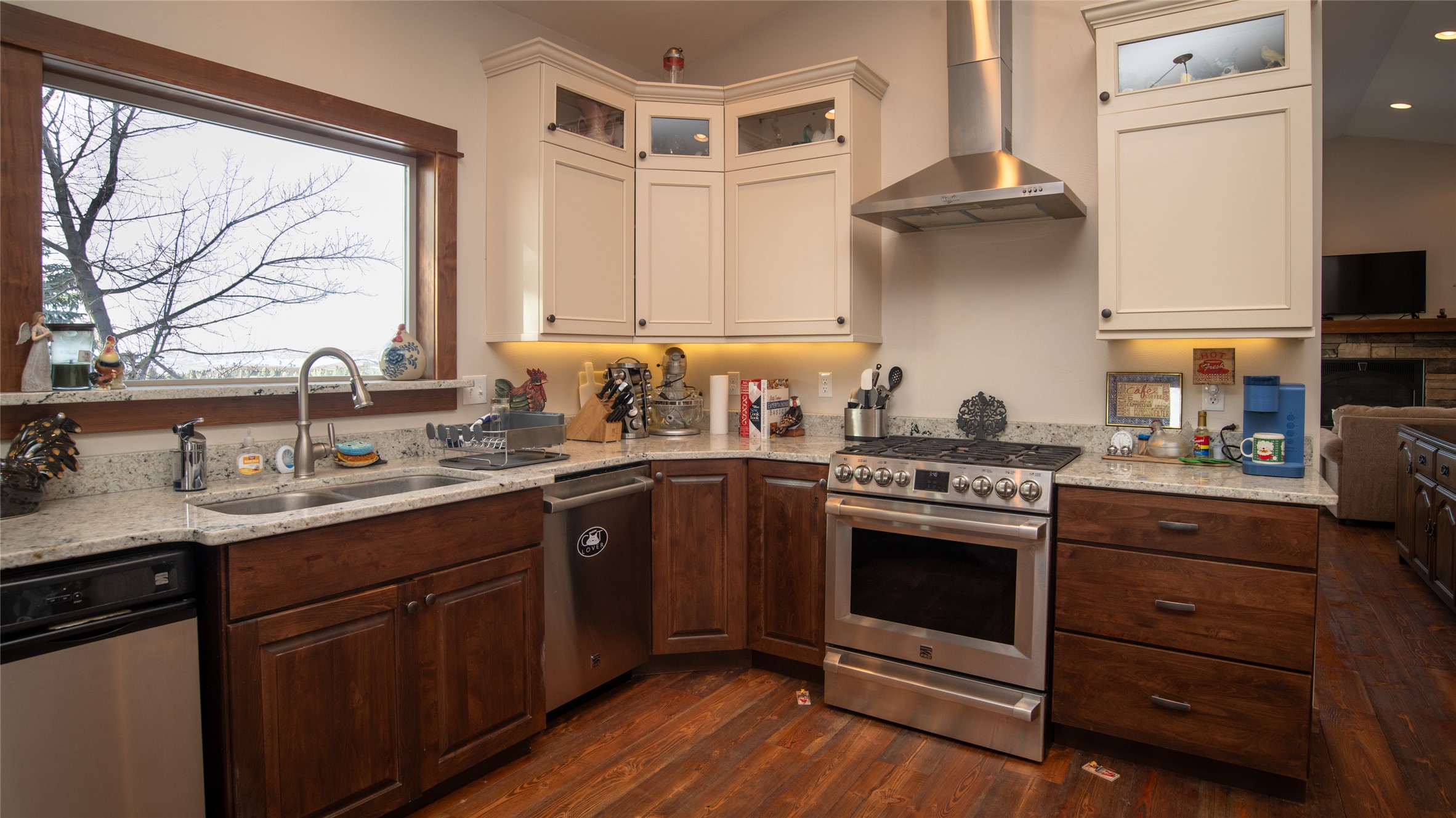 3465 Pine Hills Drive Property Photo 15