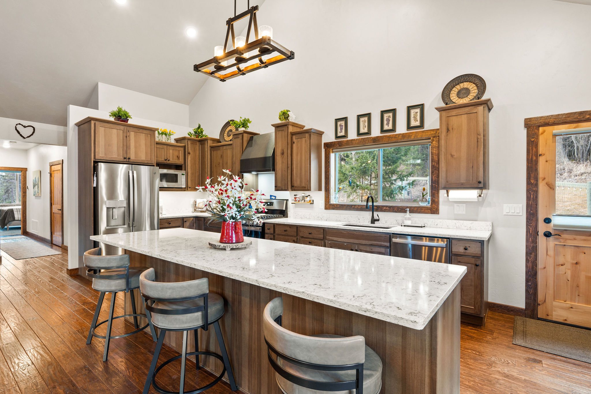 378 Skookum Road Property Photo