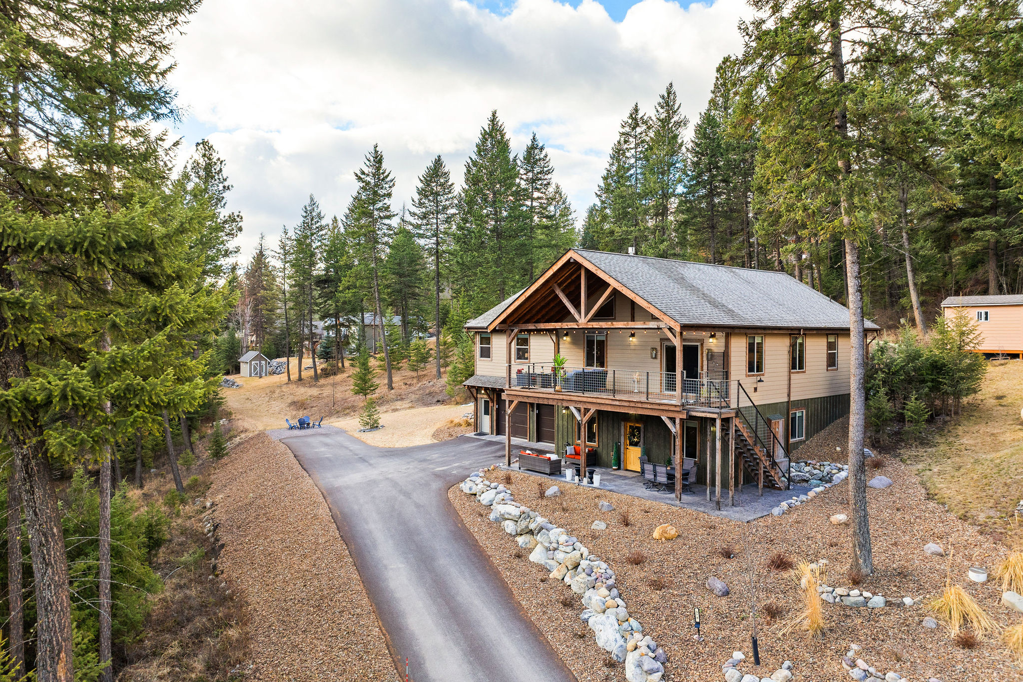 378 Skookum Road Property Photo 4