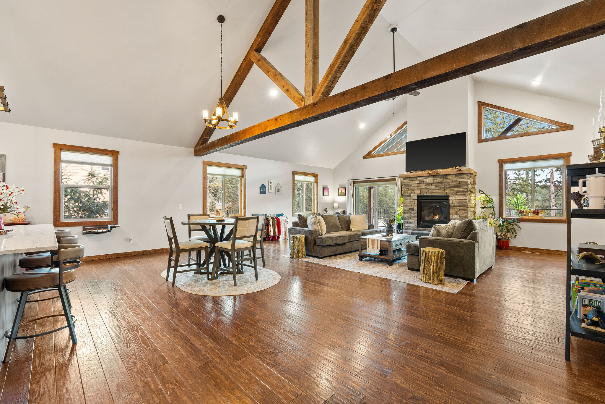 378 Skookum Road Property Photo 8