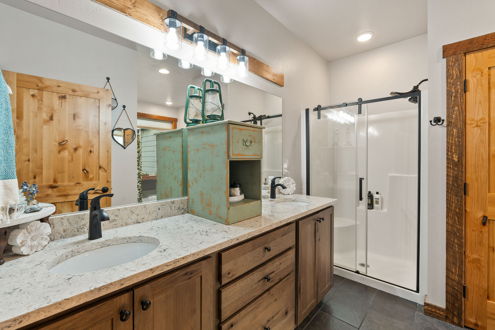 378 Skookum Road Property Photo 33