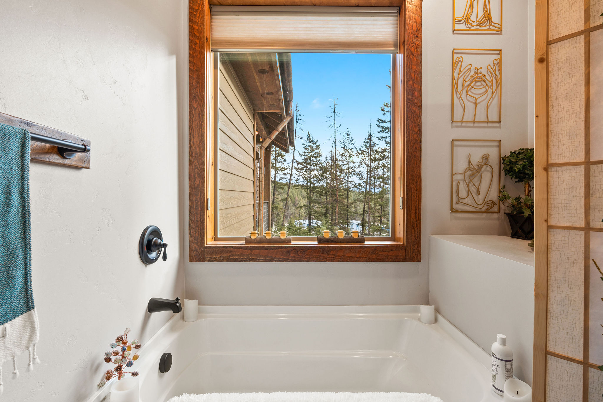 378 Skookum Road Property Photo 34