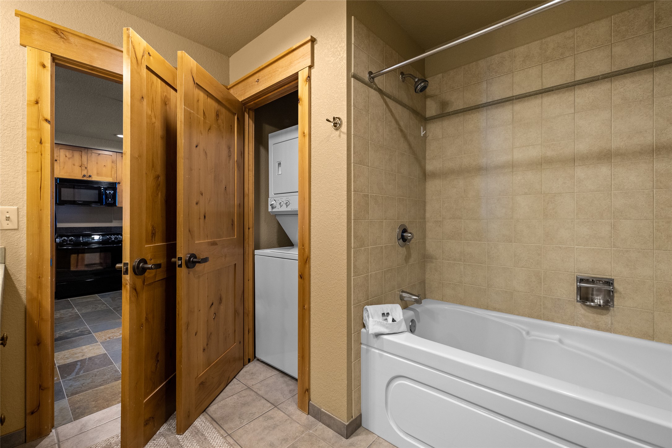 3893 Big Mountain Road 408 Property Photo 28