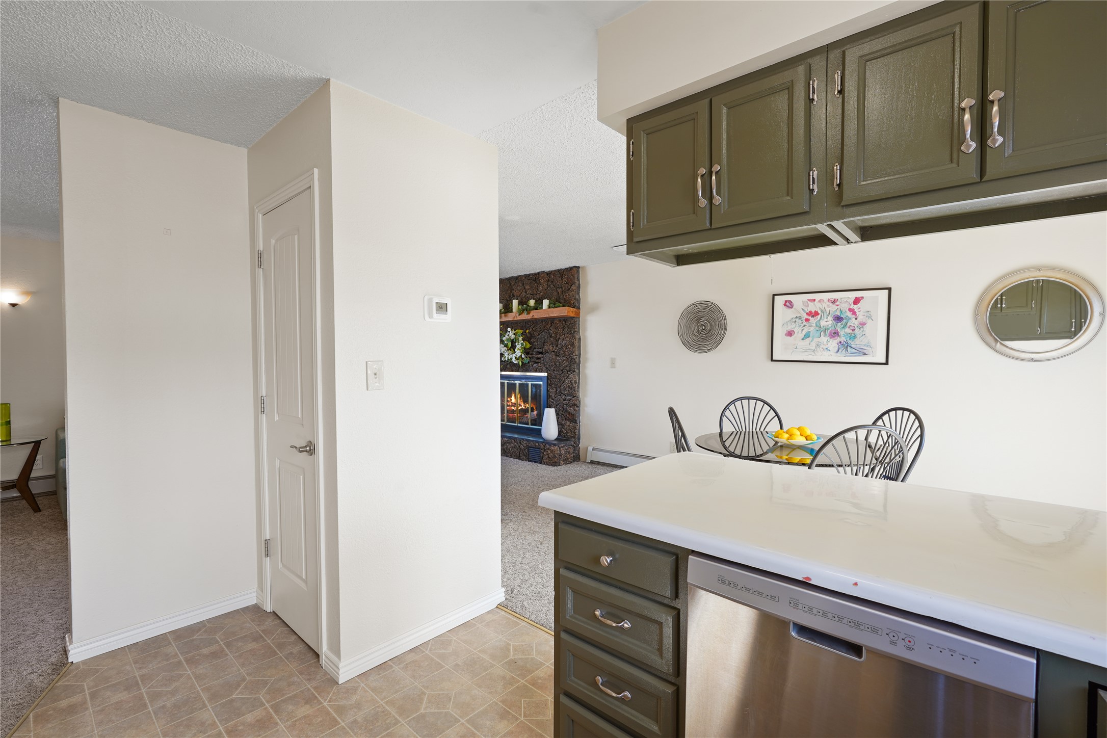 3353 Lanning Road Property Photo 10