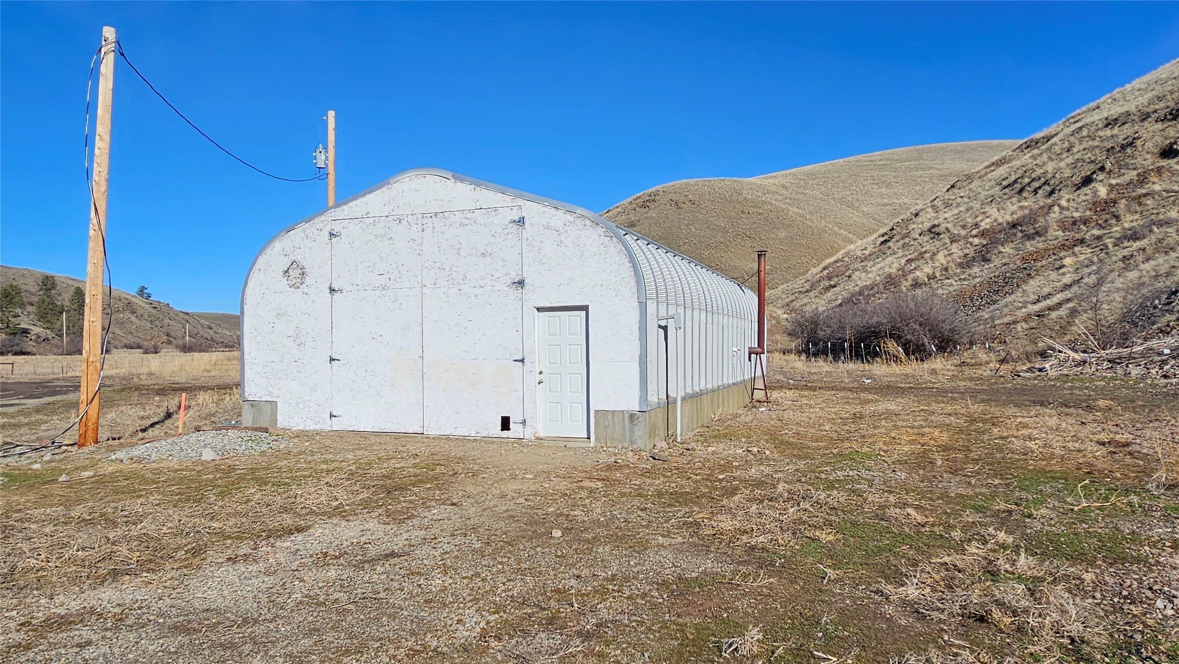 410 Hwy 382 Property Photo