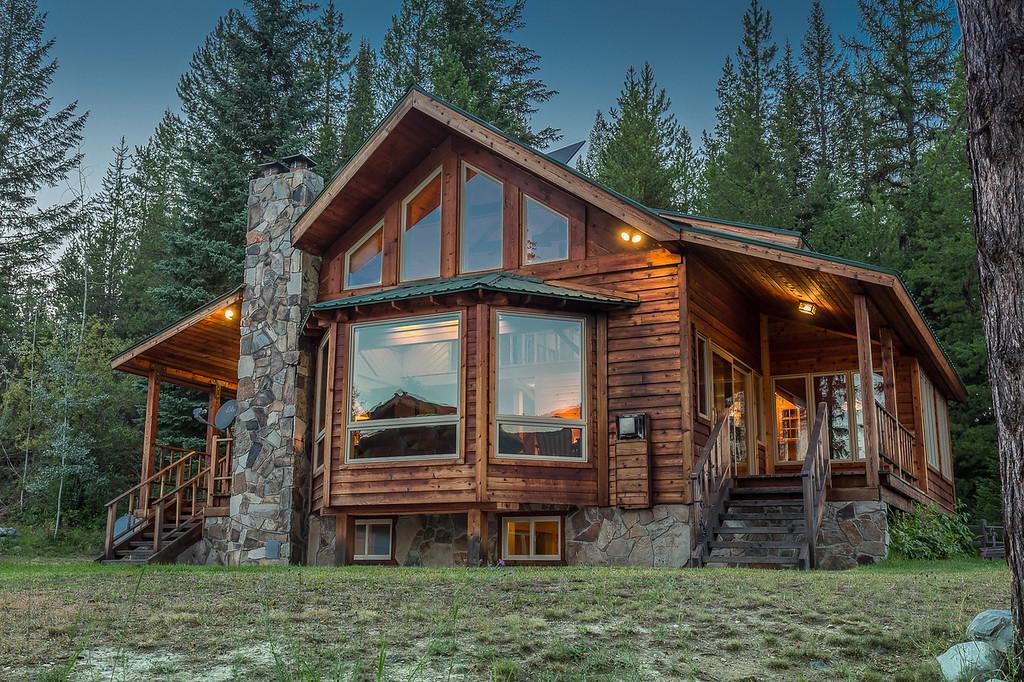 37258 Yaak River Road Property Photo 1