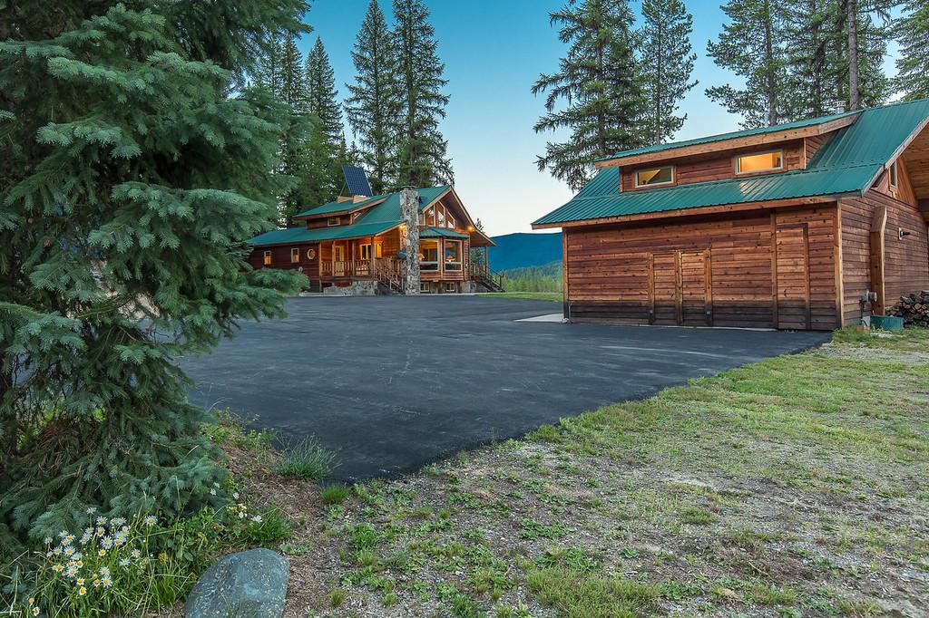 37258 Yaak River Road Property Photo 3