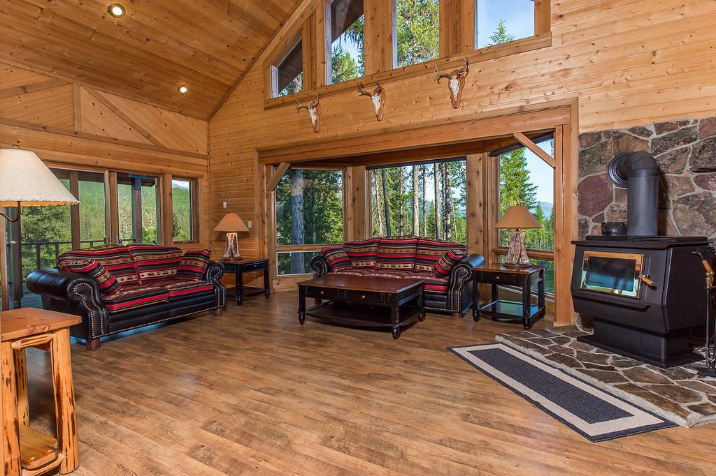 37258 Yaak River Road Property Photo 6