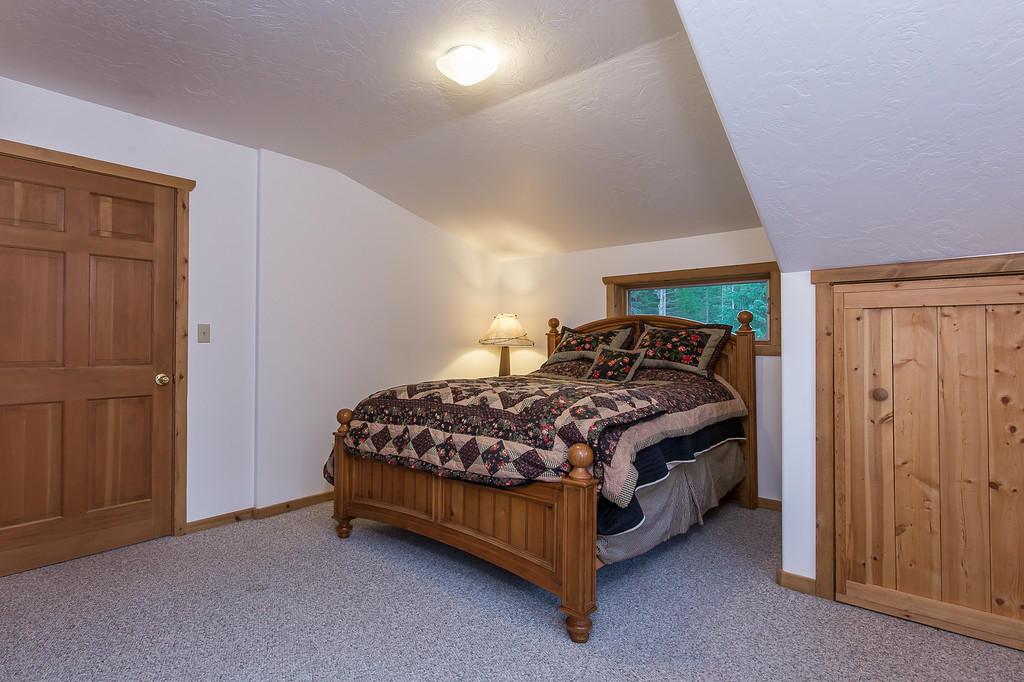37258 Yaak River Road Property Photo 32