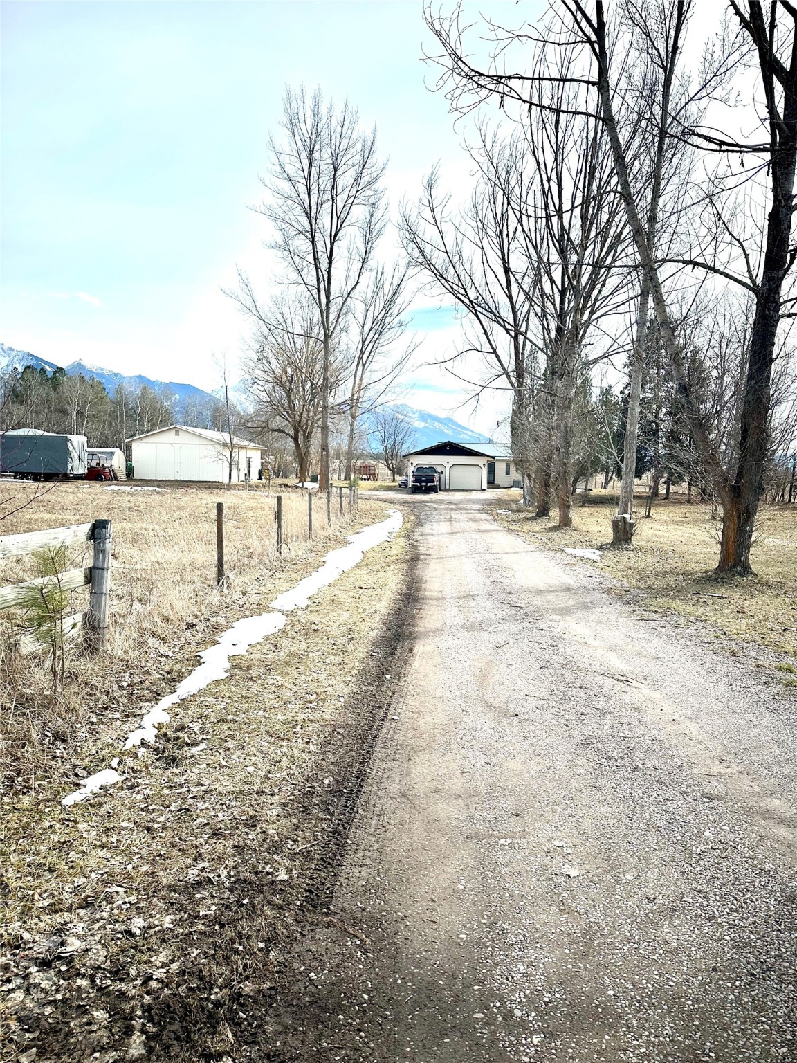 34835 Old West Trail Property Photo 4
