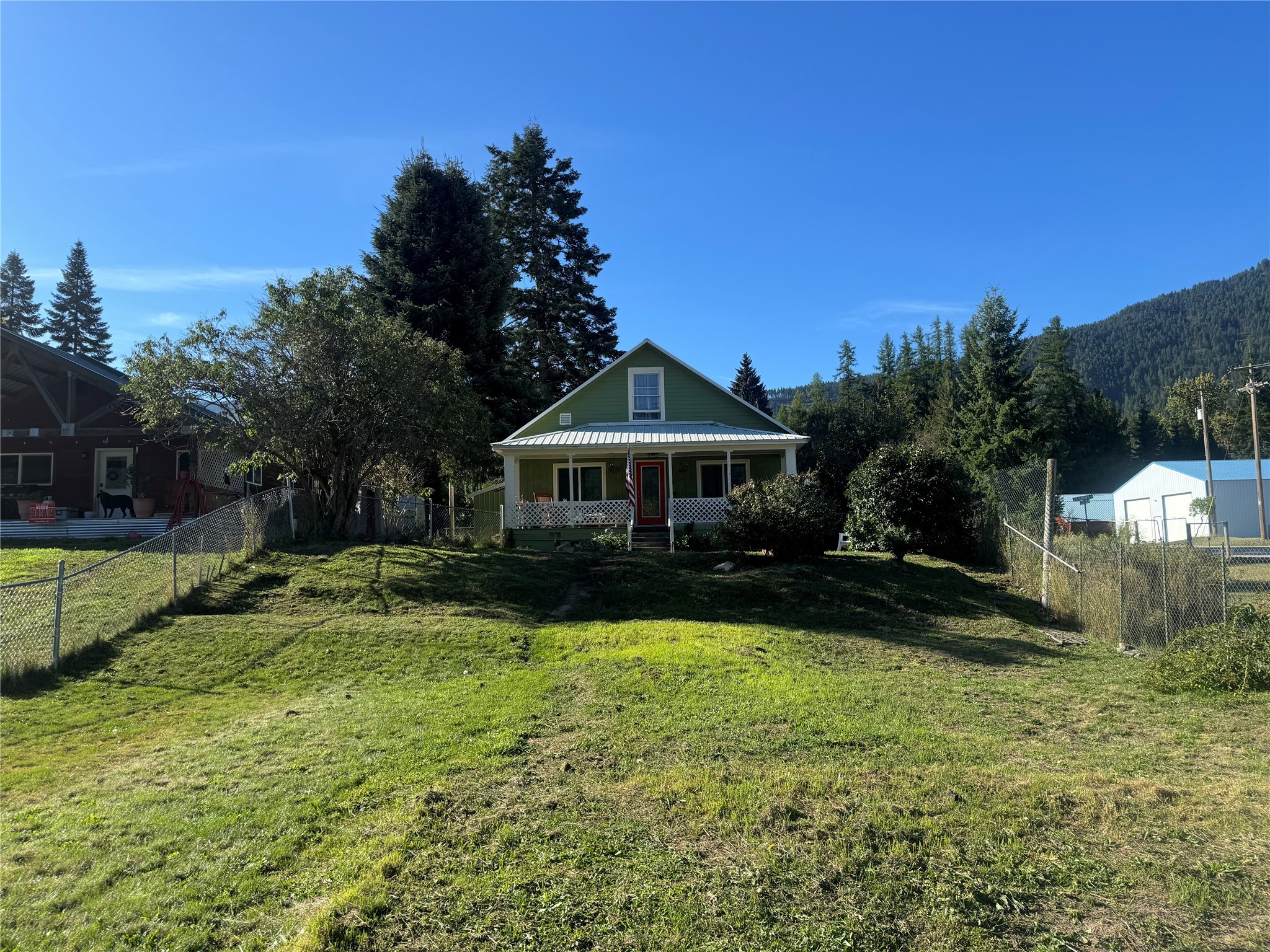 610 Noxon Avenue Property Photo 2