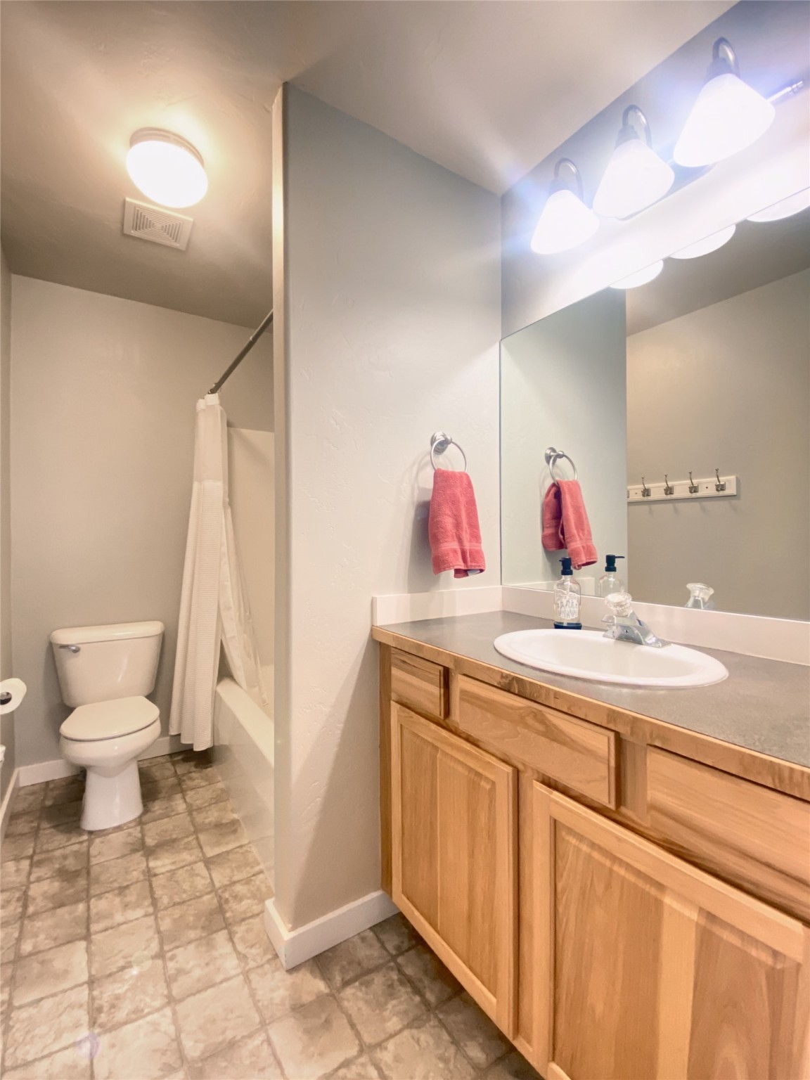 1735 Bluestone Drive Property Photo 29
