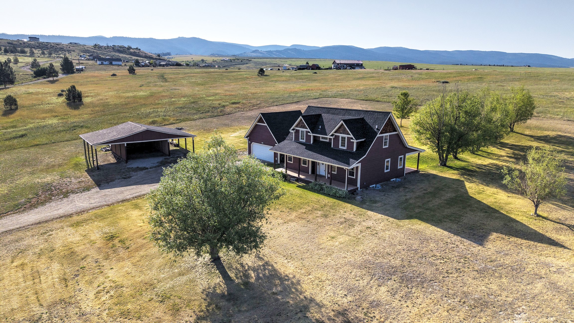 5440 Sapphire Ridge Road Property Photo 1