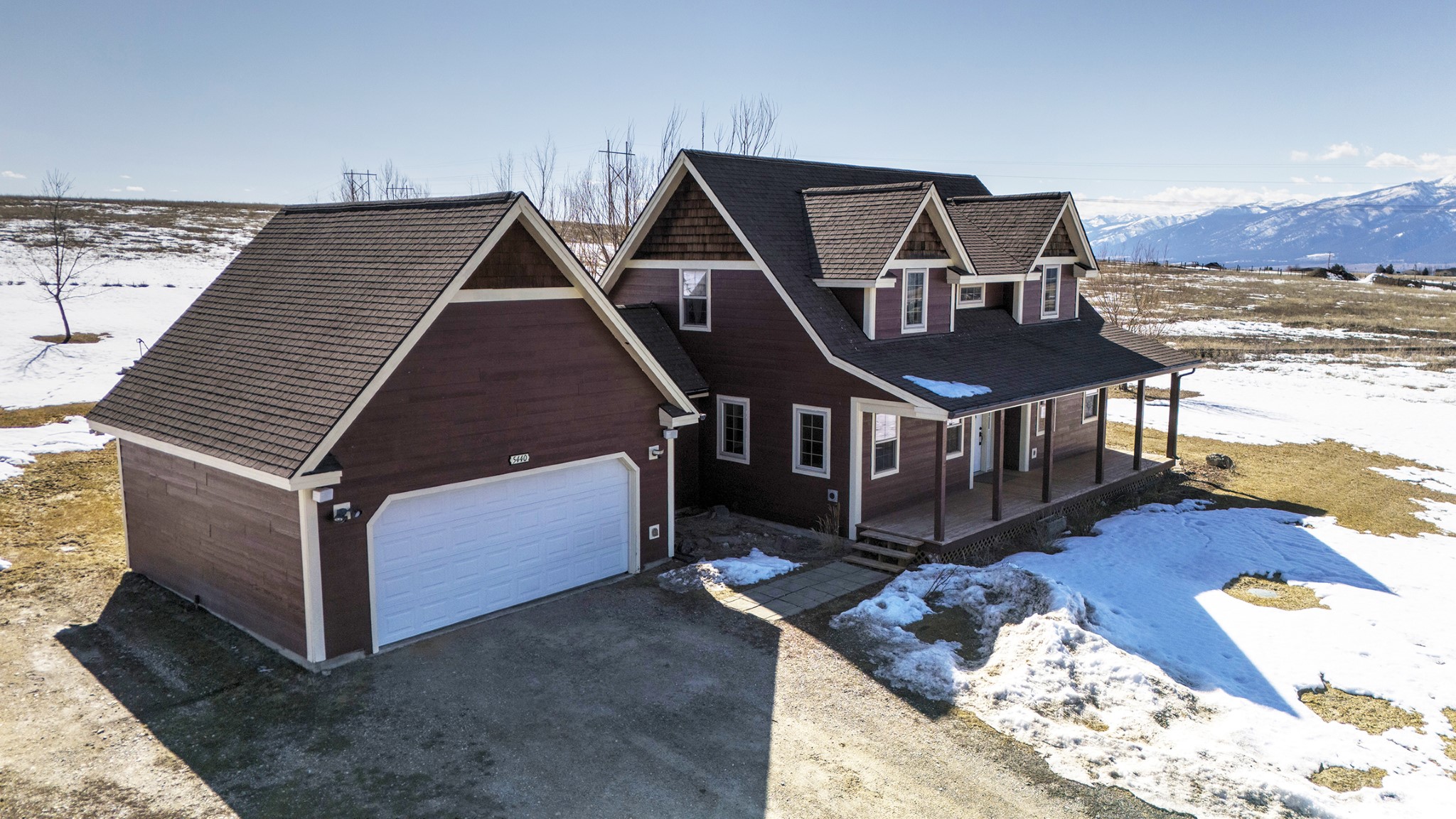 5440 Sapphire Ridge Road Property Photo 3
