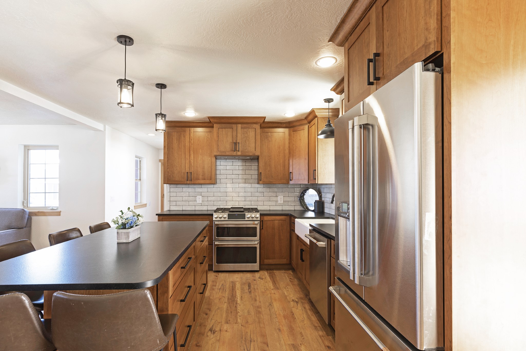 5440 Sapphire Ridge Road Property Photo 7