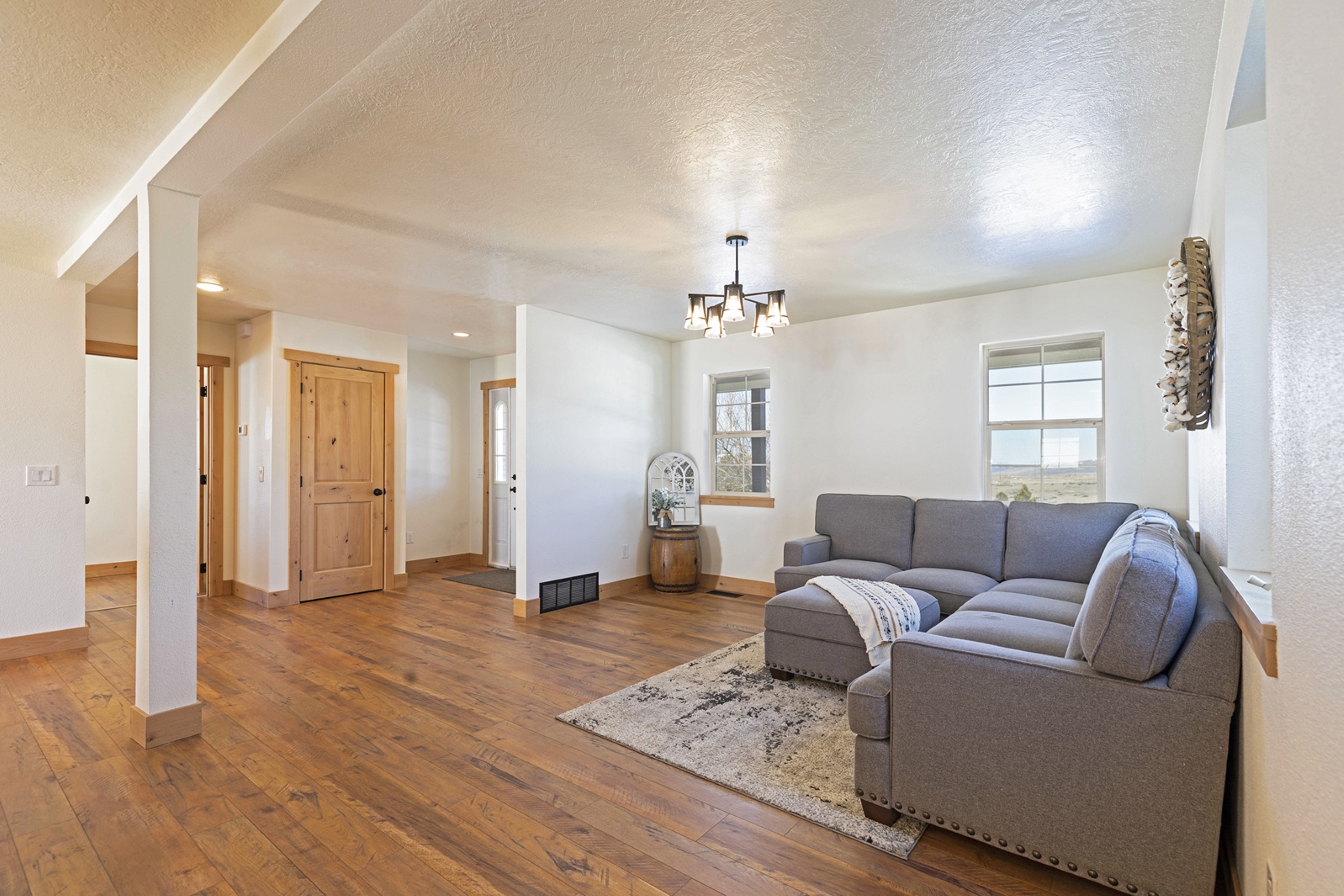 5440 Sapphire Ridge Road Property Photo 13