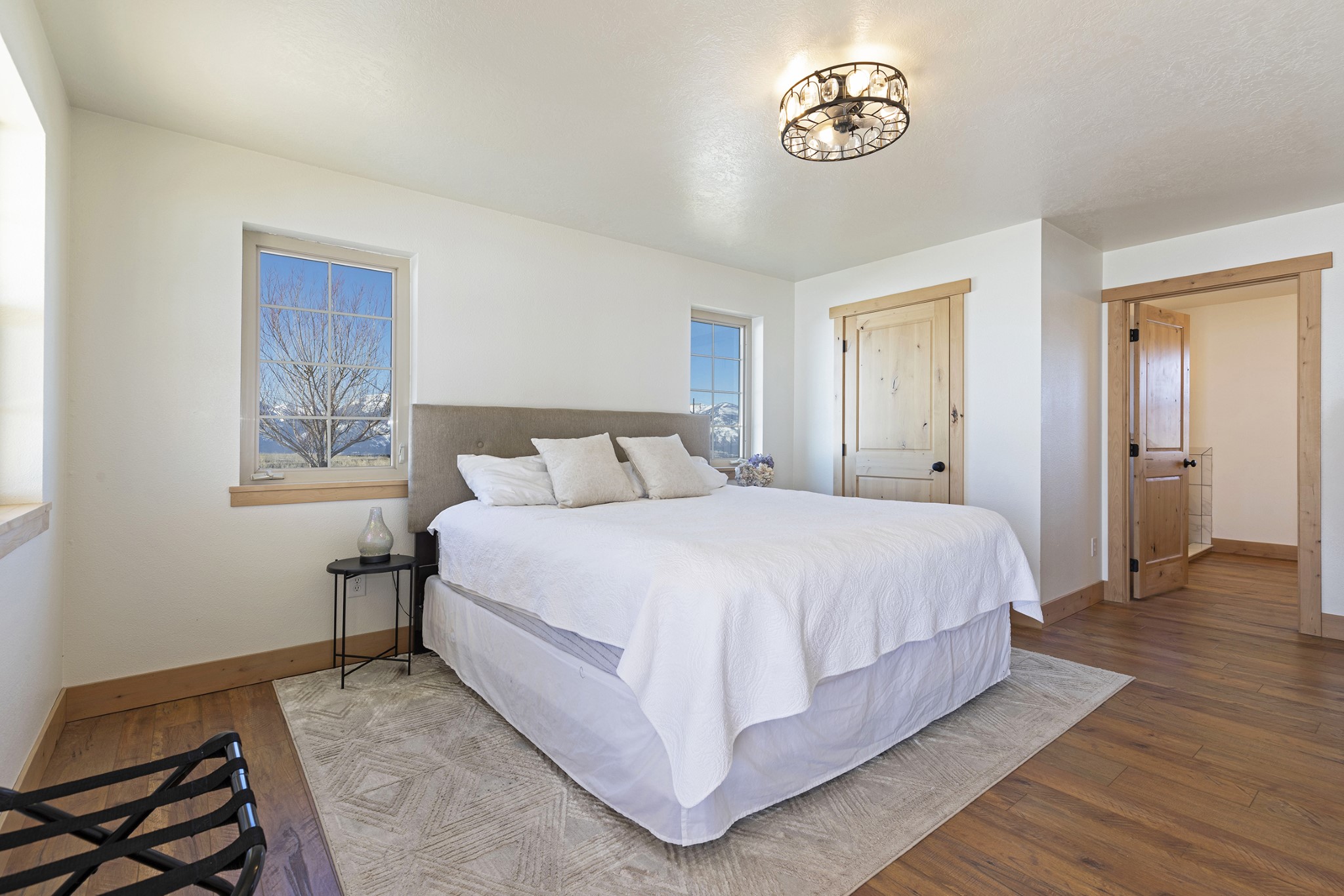 5440 Sapphire Ridge Road Property Photo 16