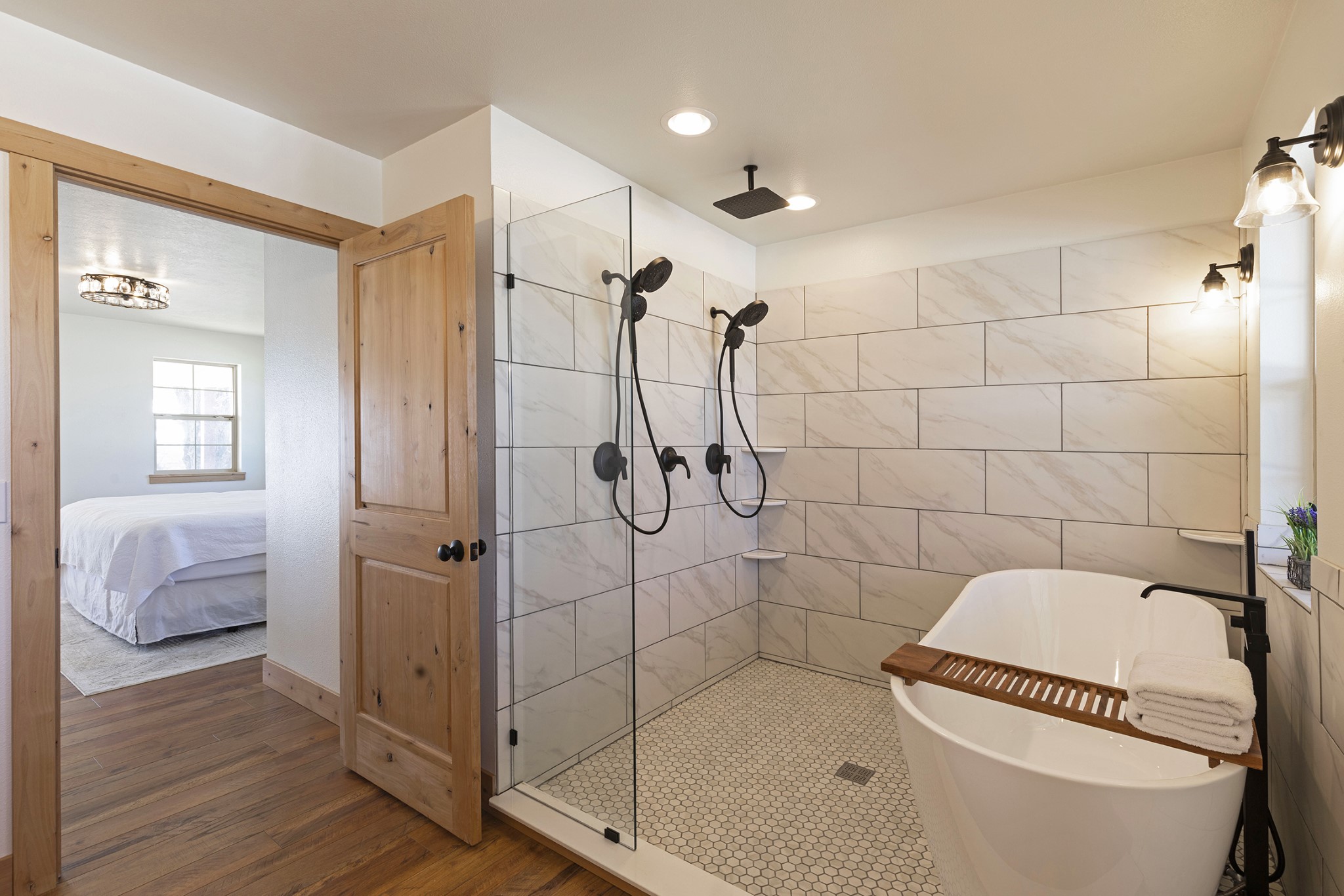 5440 Sapphire Ridge Road Property Photo 17