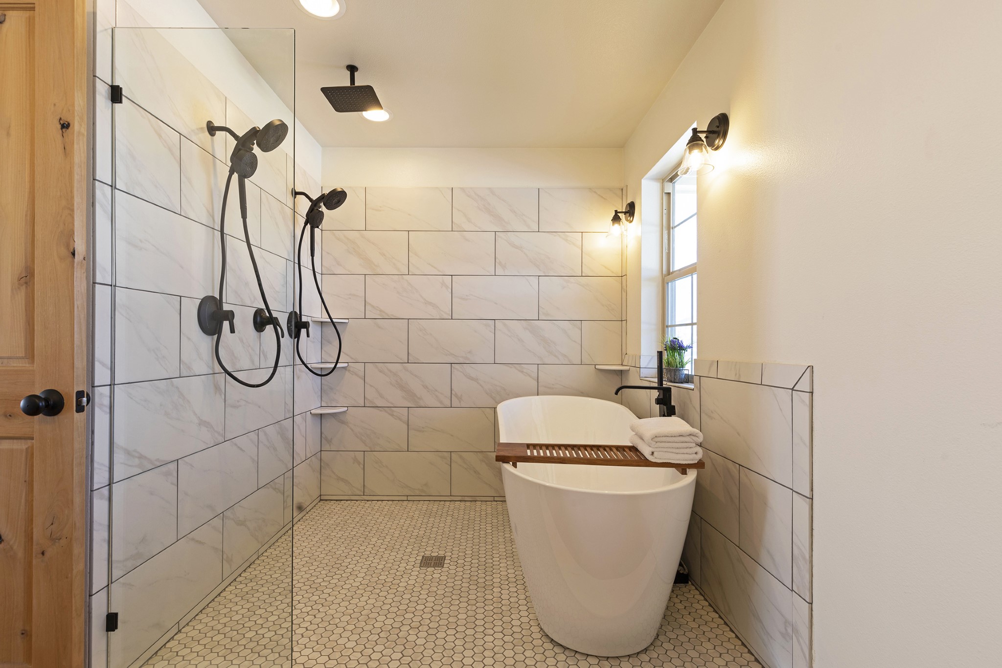 5440 Sapphire Ridge Road Property Photo 19