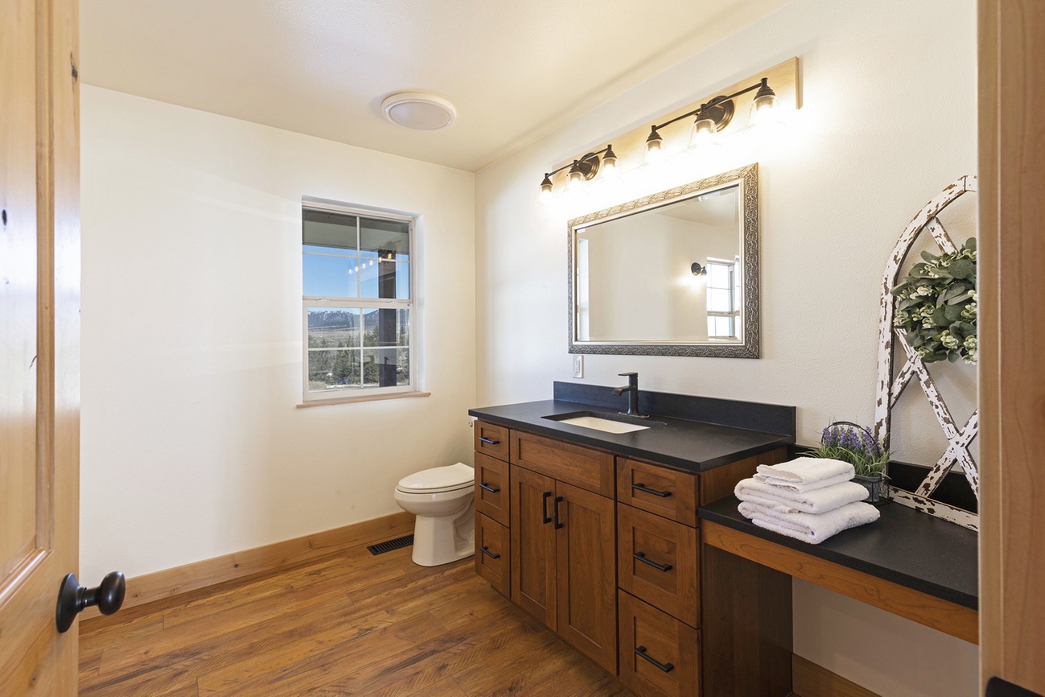 5440 Sapphire Ridge Road Property Photo 20