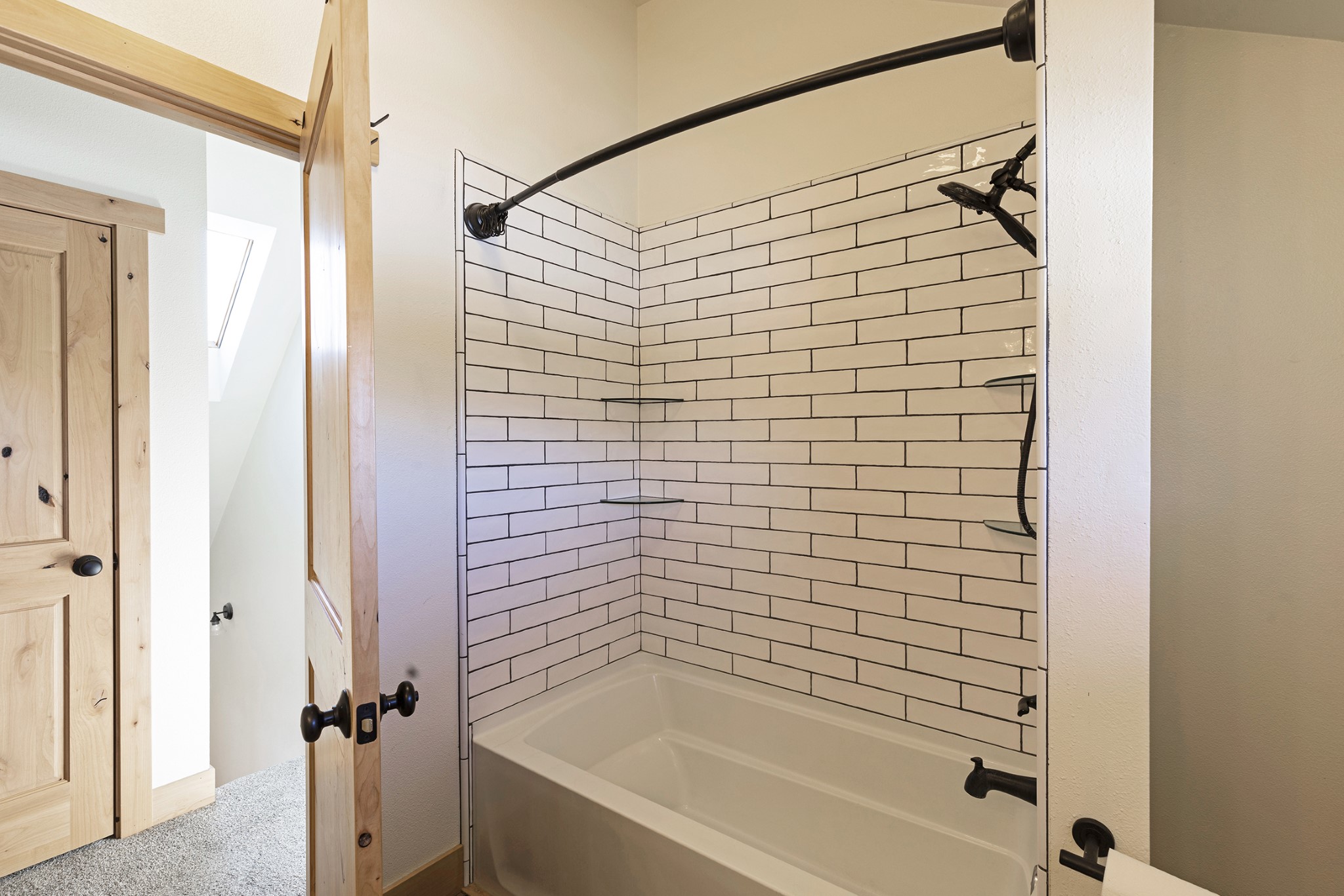 5440 Sapphire Ridge Road Property Photo 25