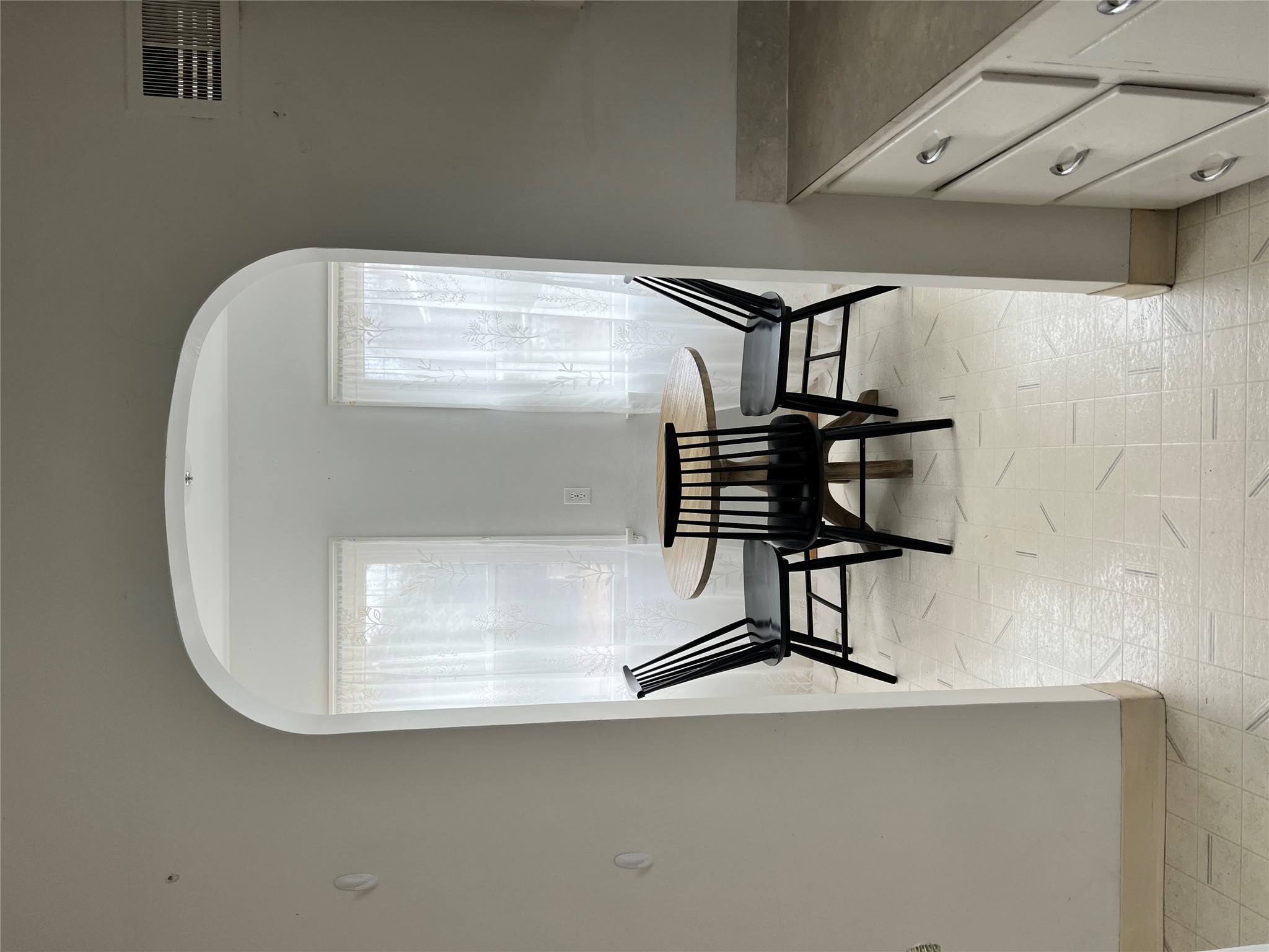 307 S Illinois Street Property Photo 19