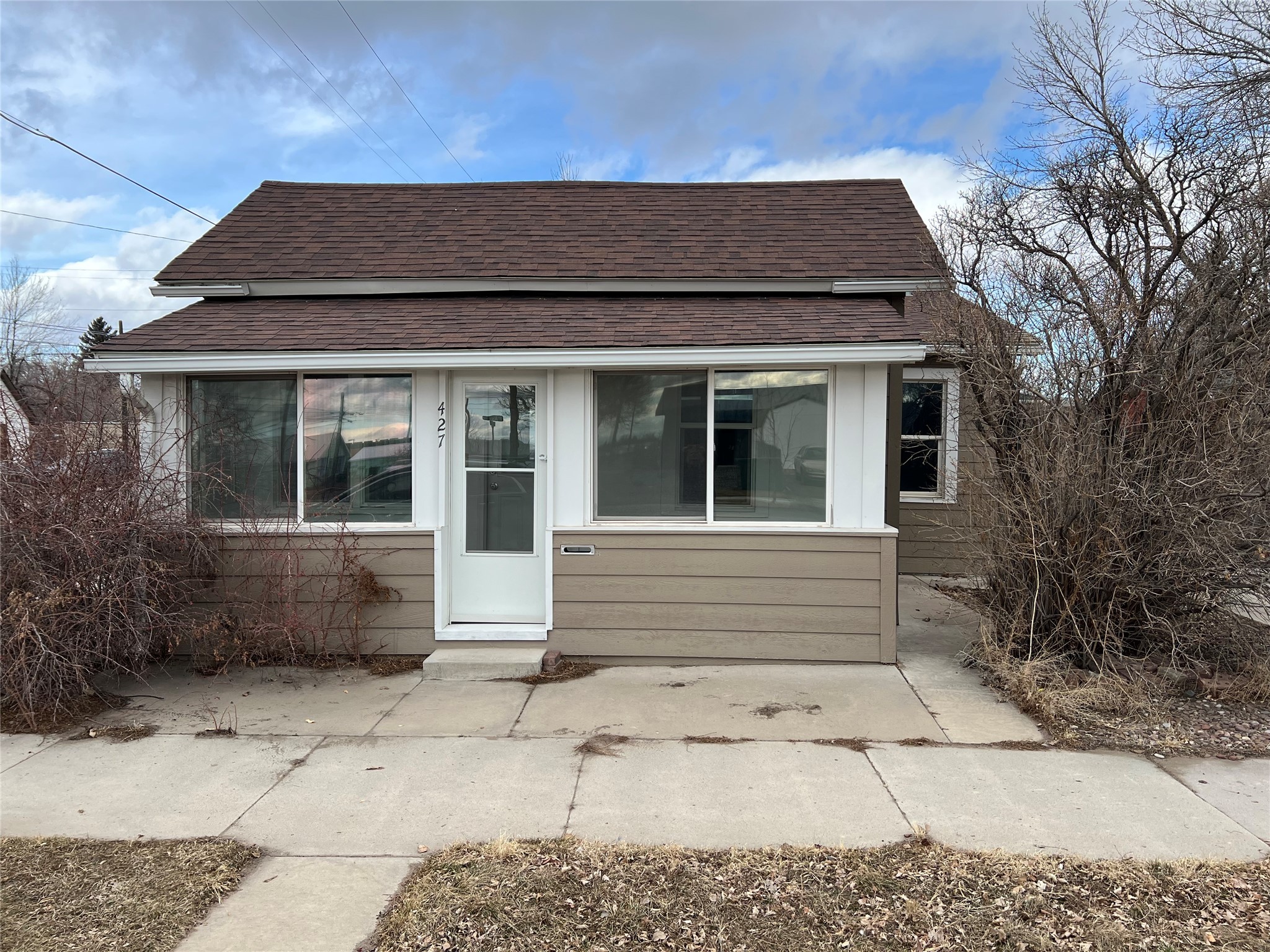 427 5th Avenue Sw Property Photo 2