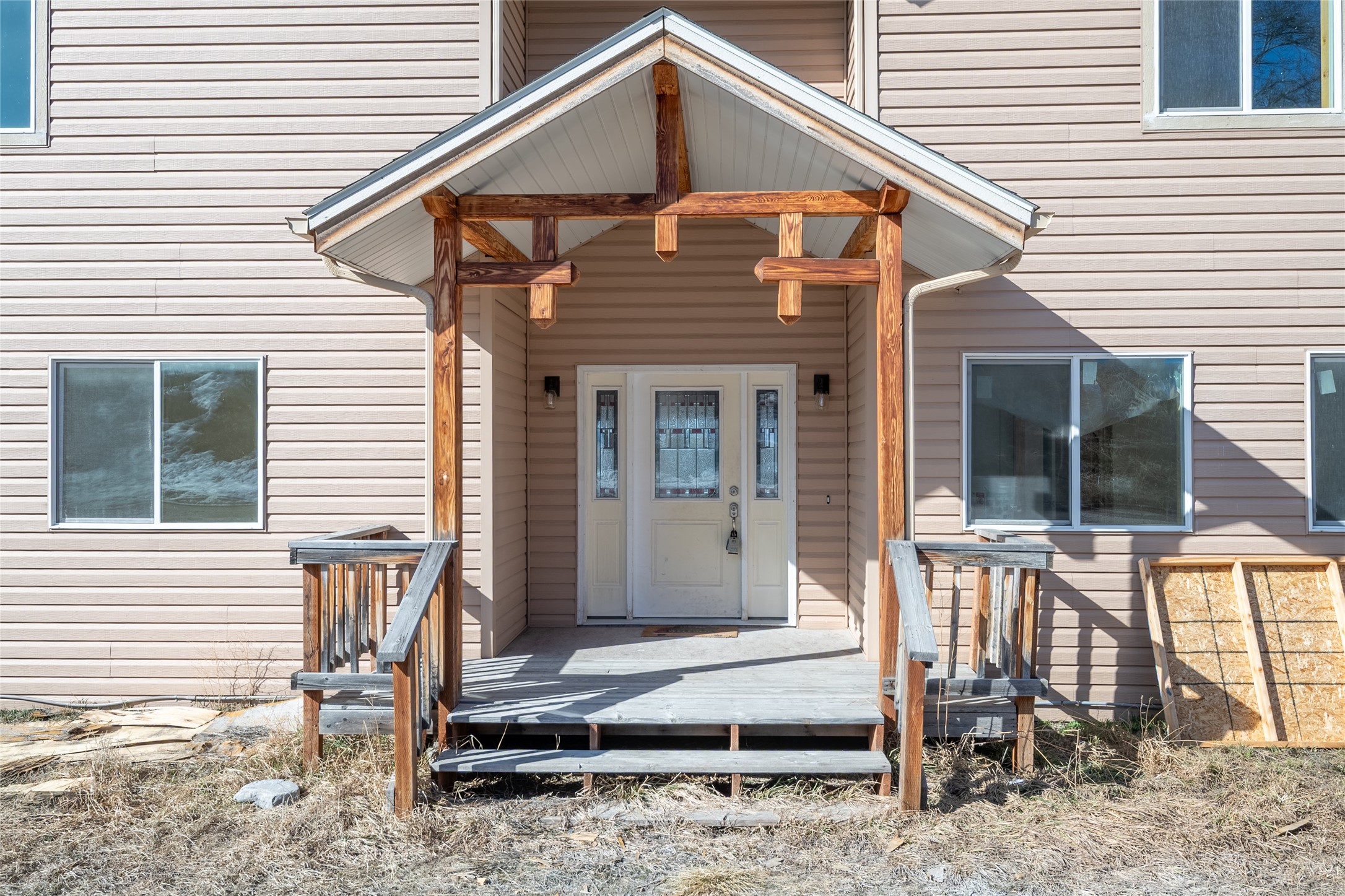 1008 Hillside Court Property Photo 4