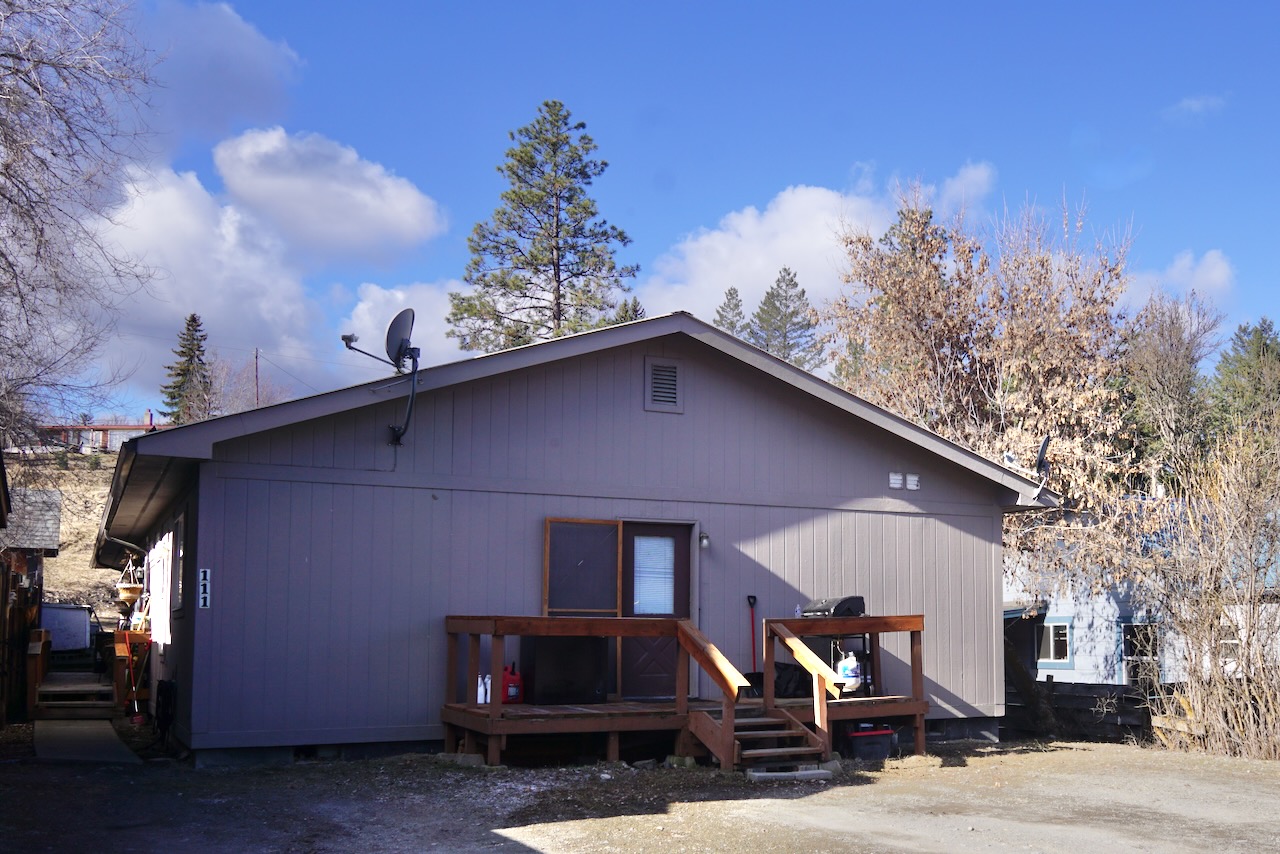 111 3rd Avenue E Property Photo 1
