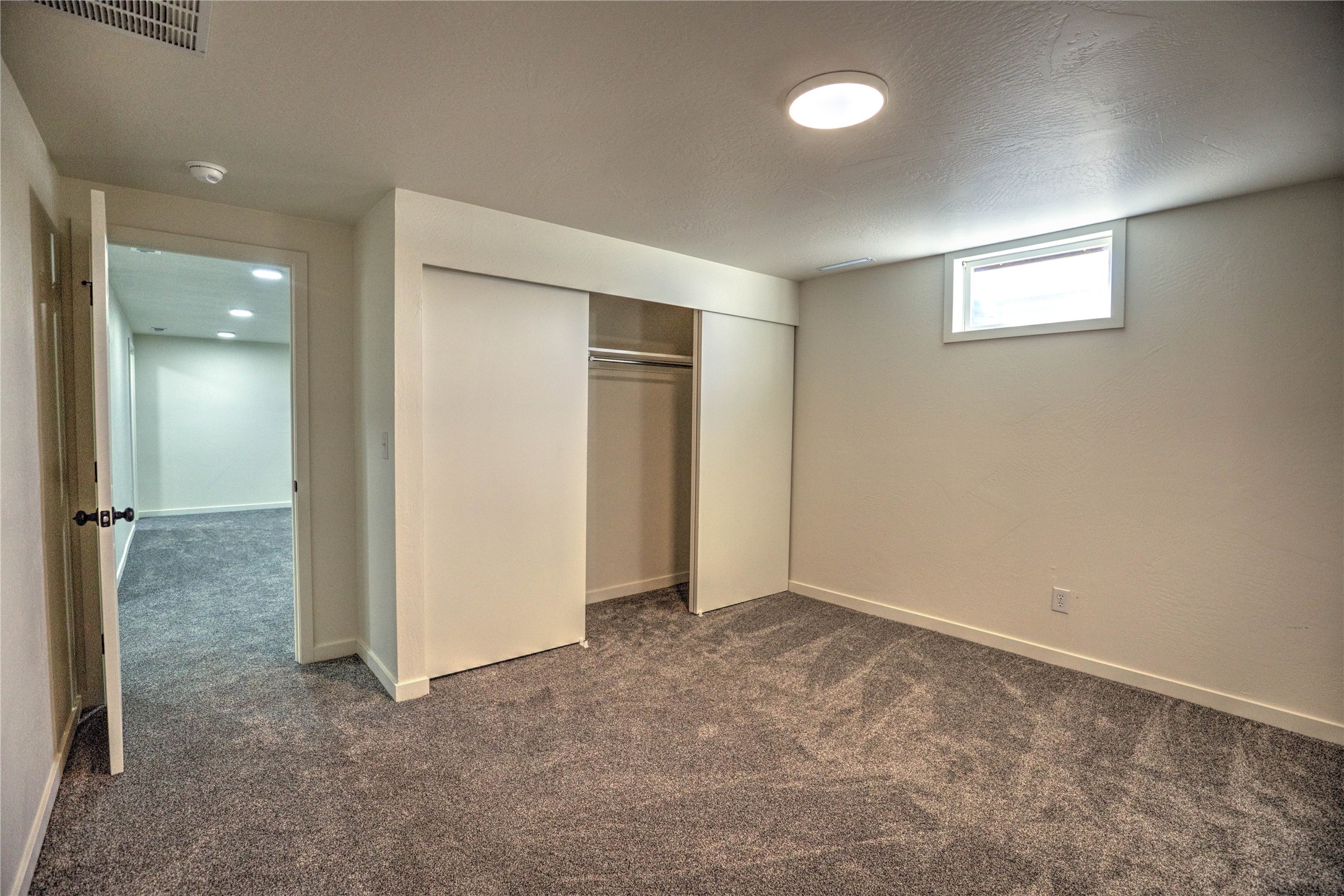 305 W 4th Avenue Property Photo 37