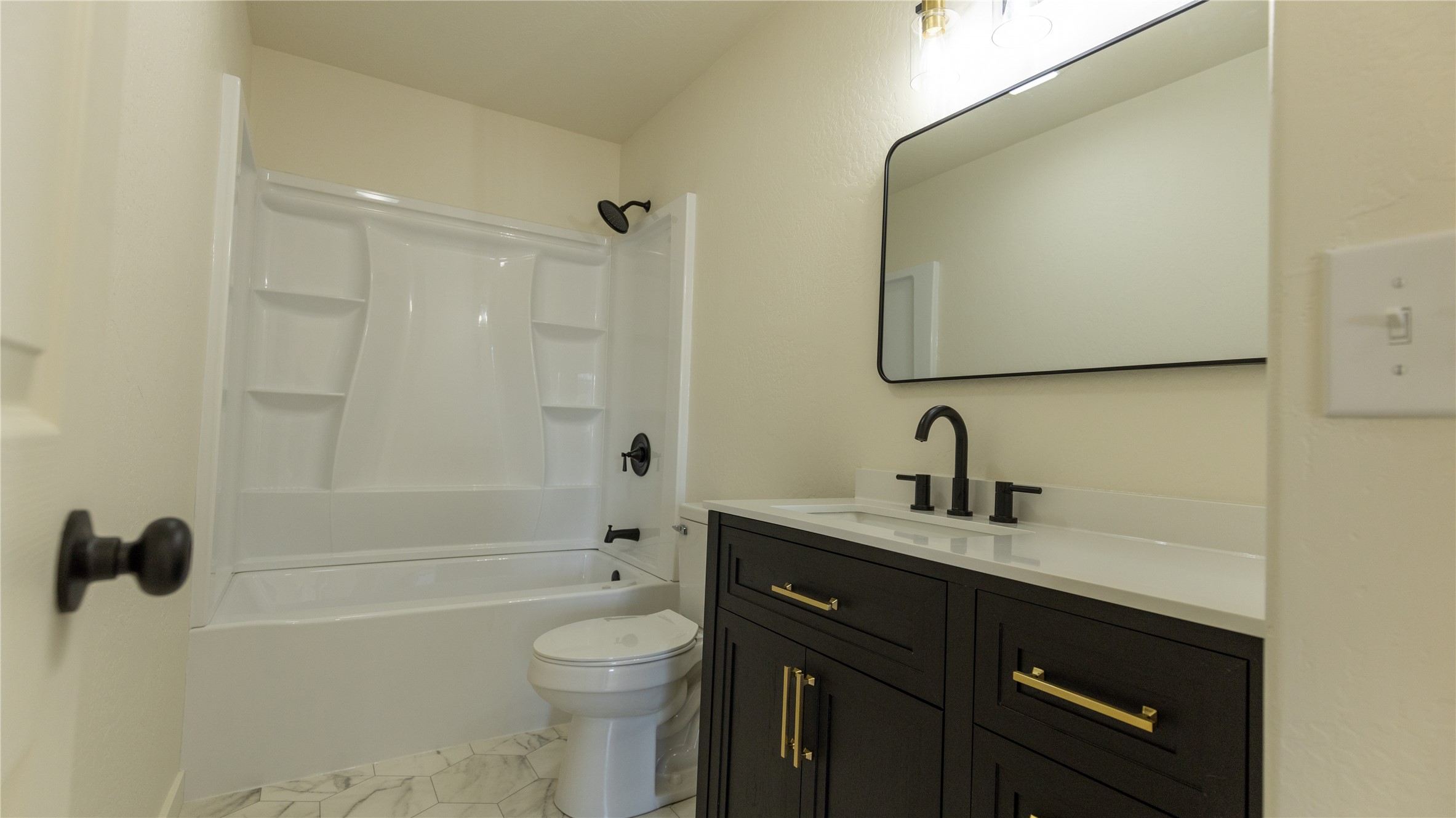305 W 4th Avenue Property Photo 44