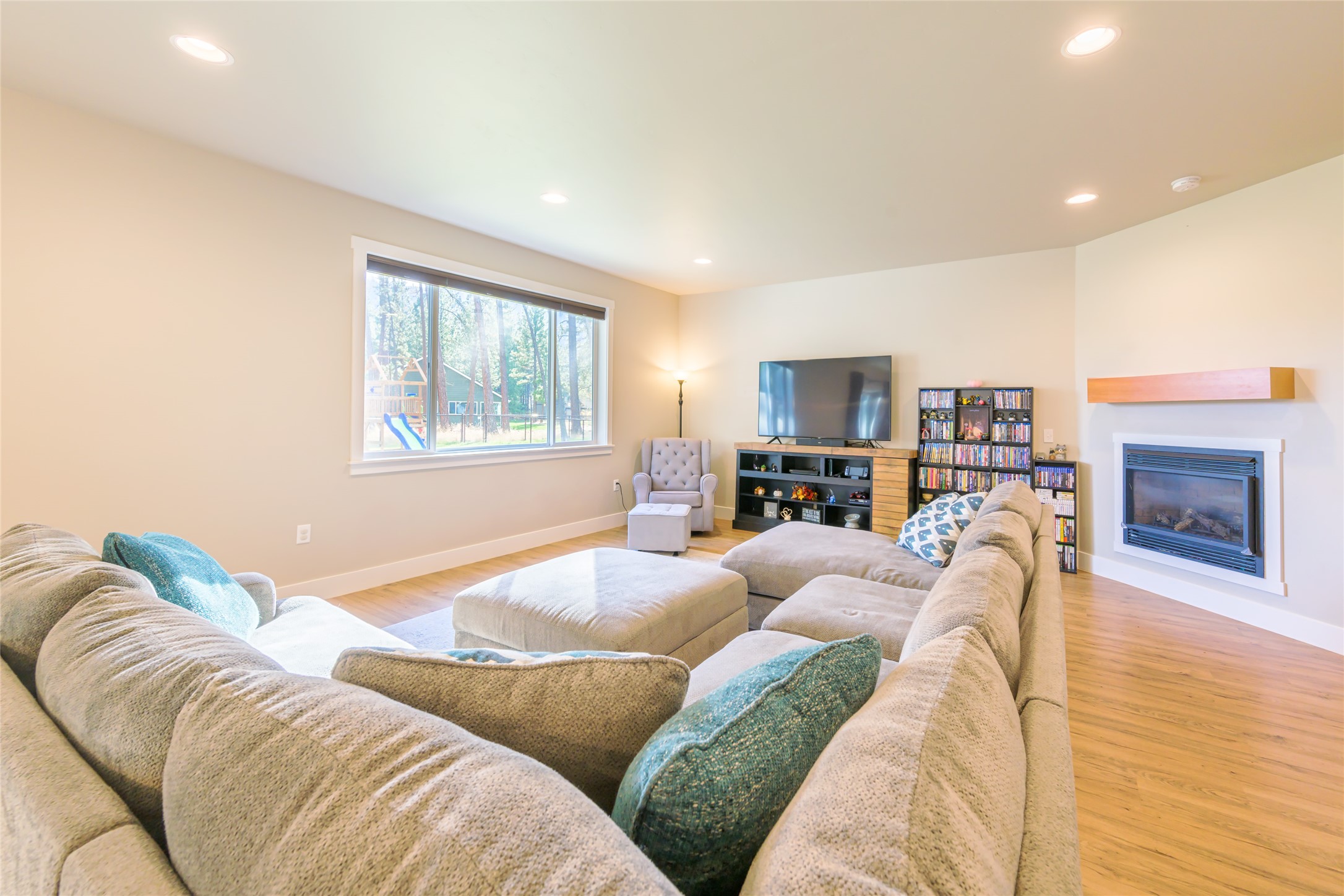 11549 Ninebark Way Property Photo 15