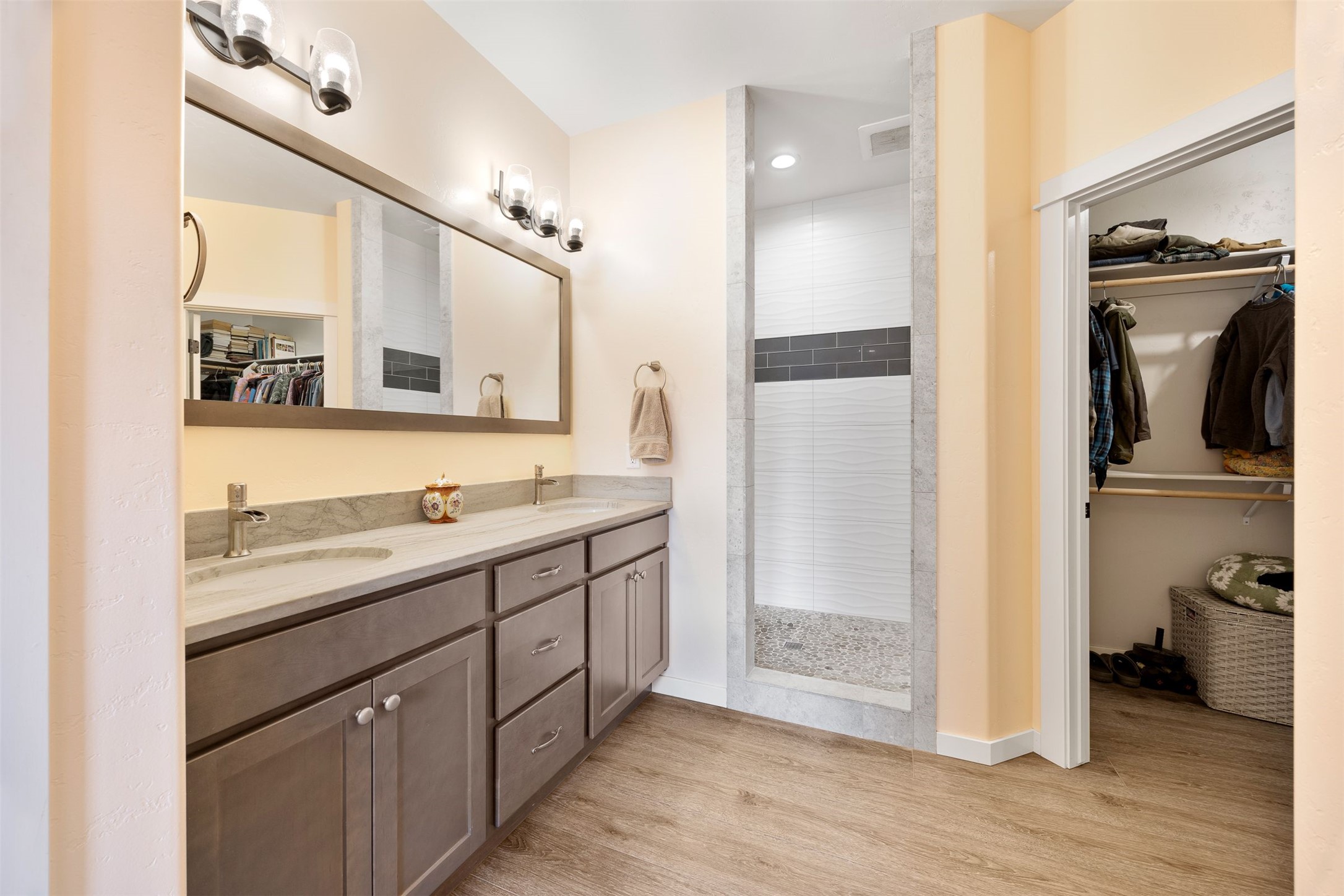 1030 Talons Court Property Photo 14