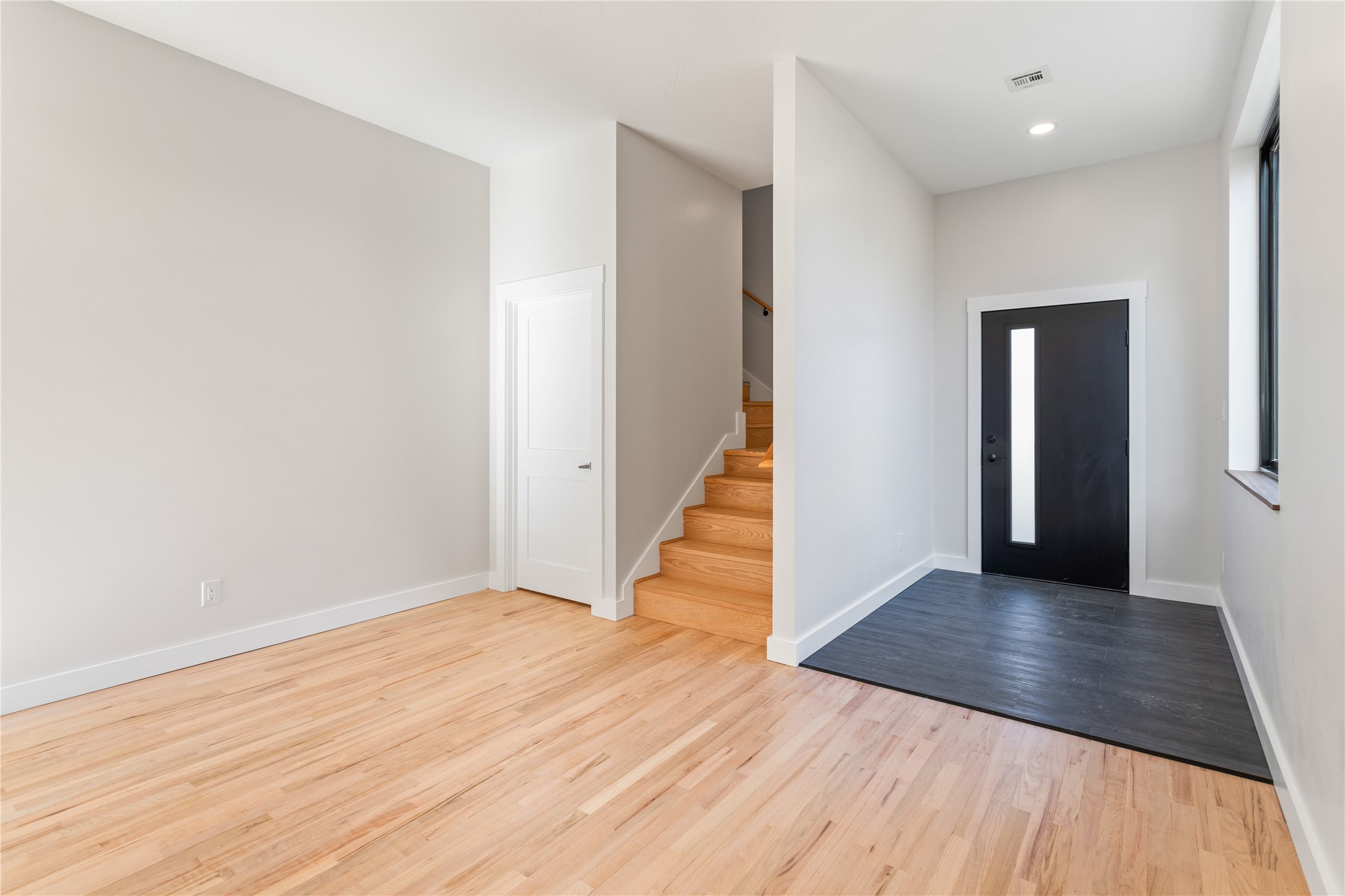 547 Speedway Avenue Property Photo 8