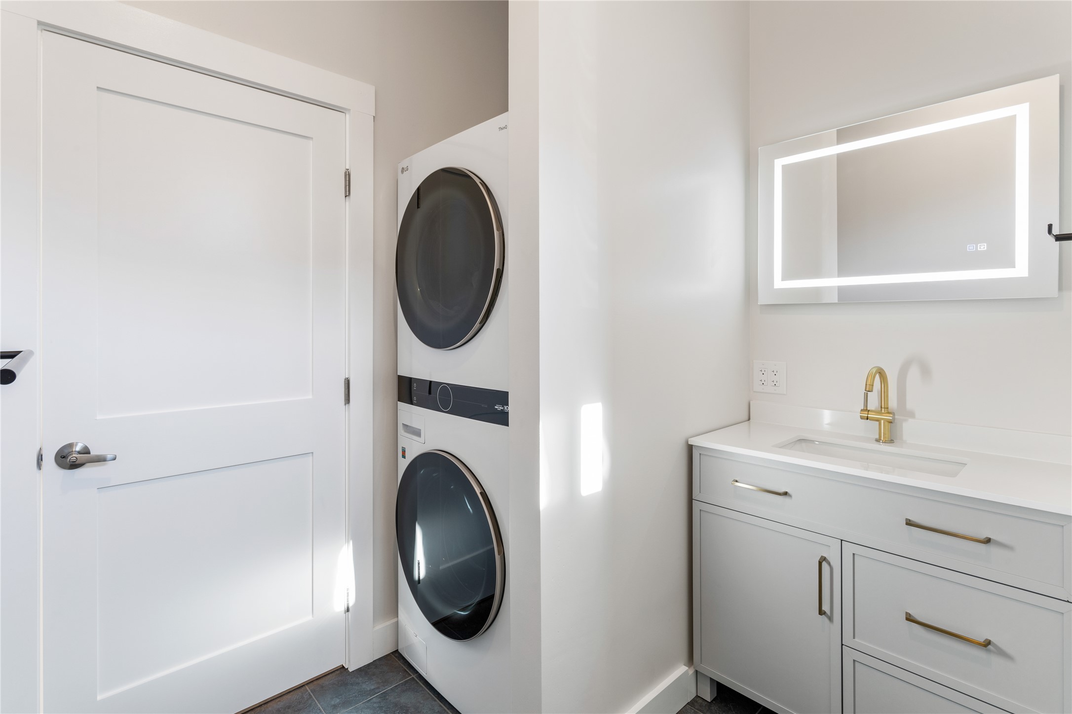547 Speedway Avenue Property Photo 30