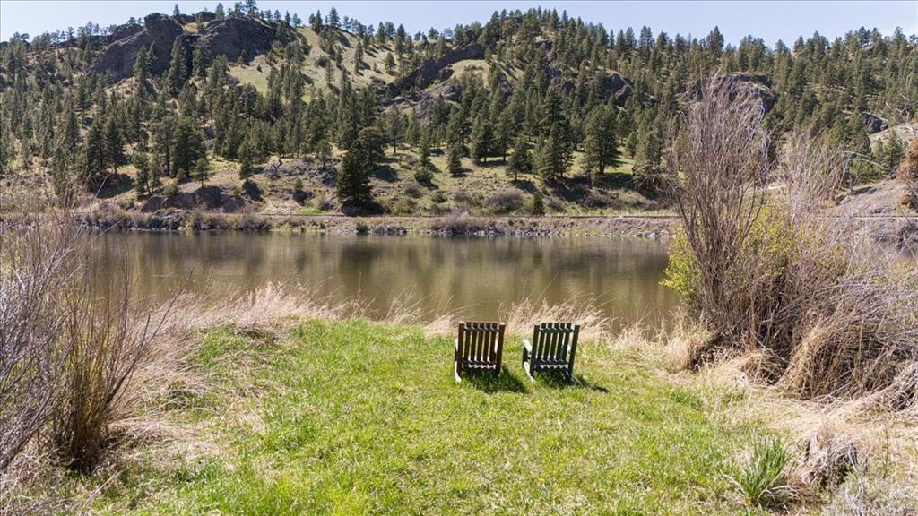 3234 Caddis Court Property Photo 4