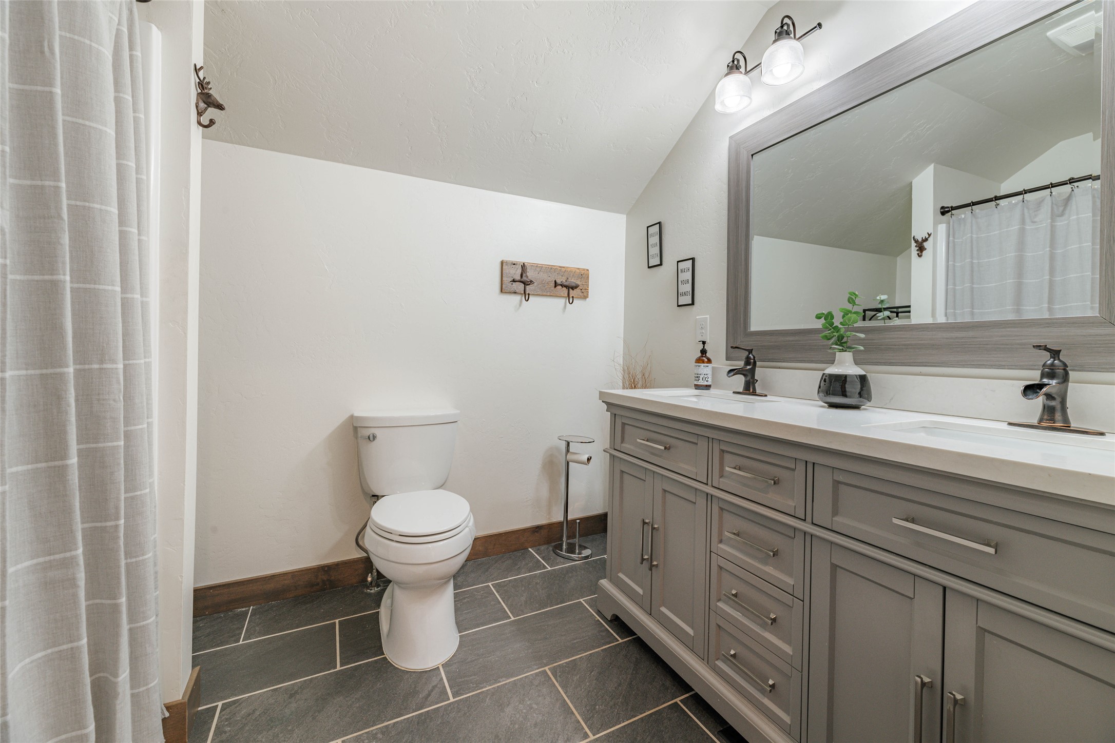 18287 Haasakker Road Property Photo 18