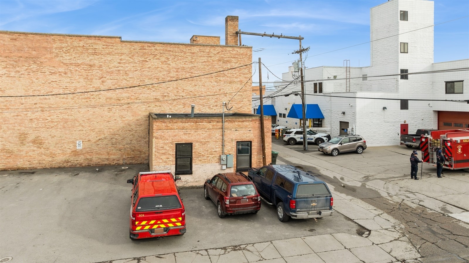 25 4th Street E Property Photo 2