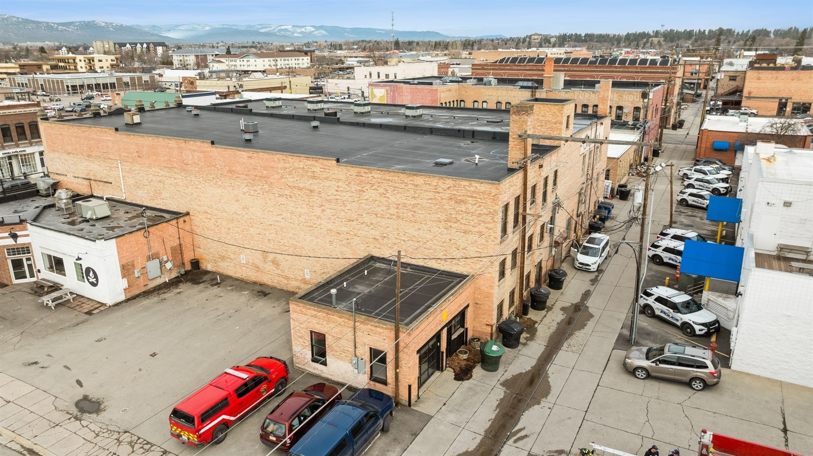 25 4th Street E Property Photo 4