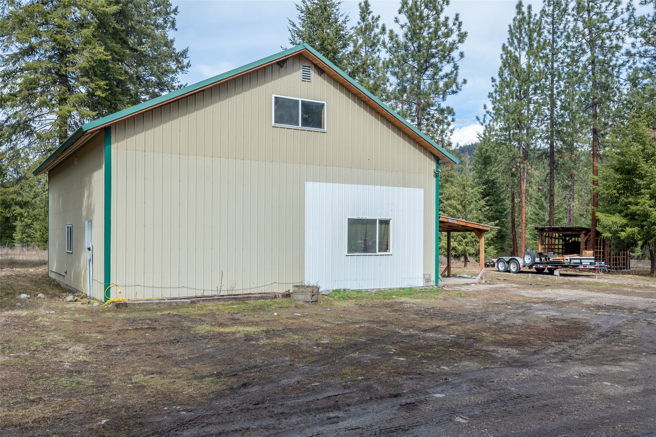 934 Westfall Road Property Photo 44