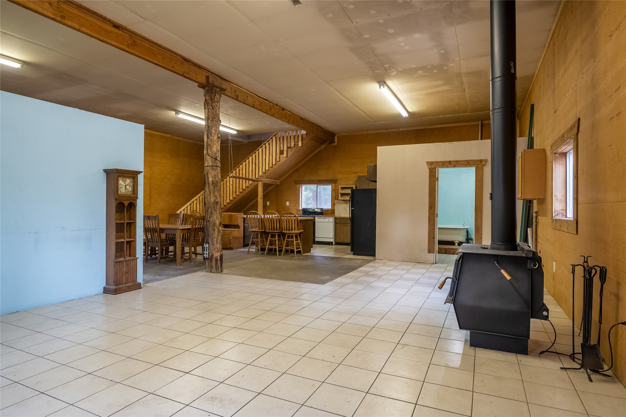 934 Westfall Road Property Photo 55