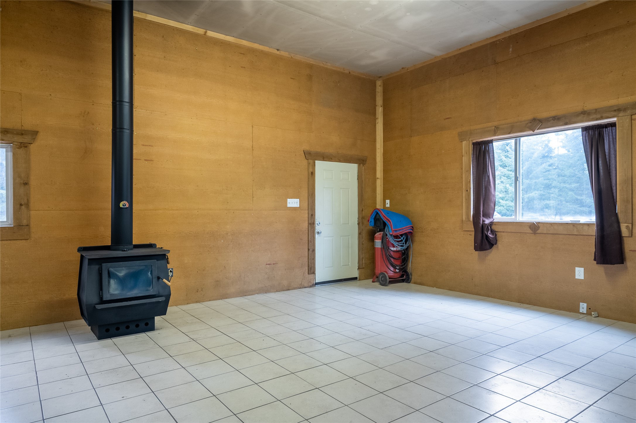 934 Westfall Road Property Photo 59