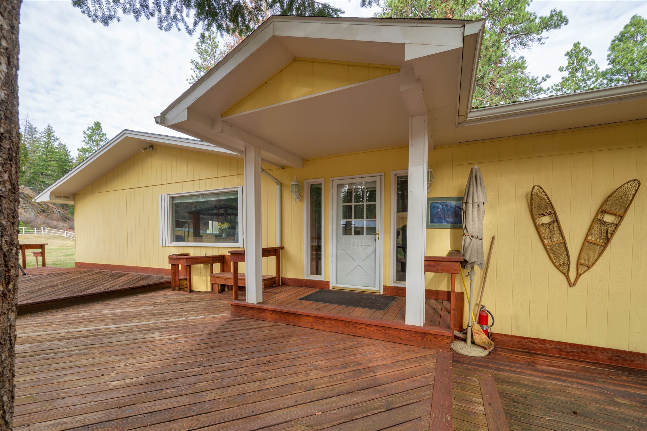 357 Blind Draw Road Property Photo 3