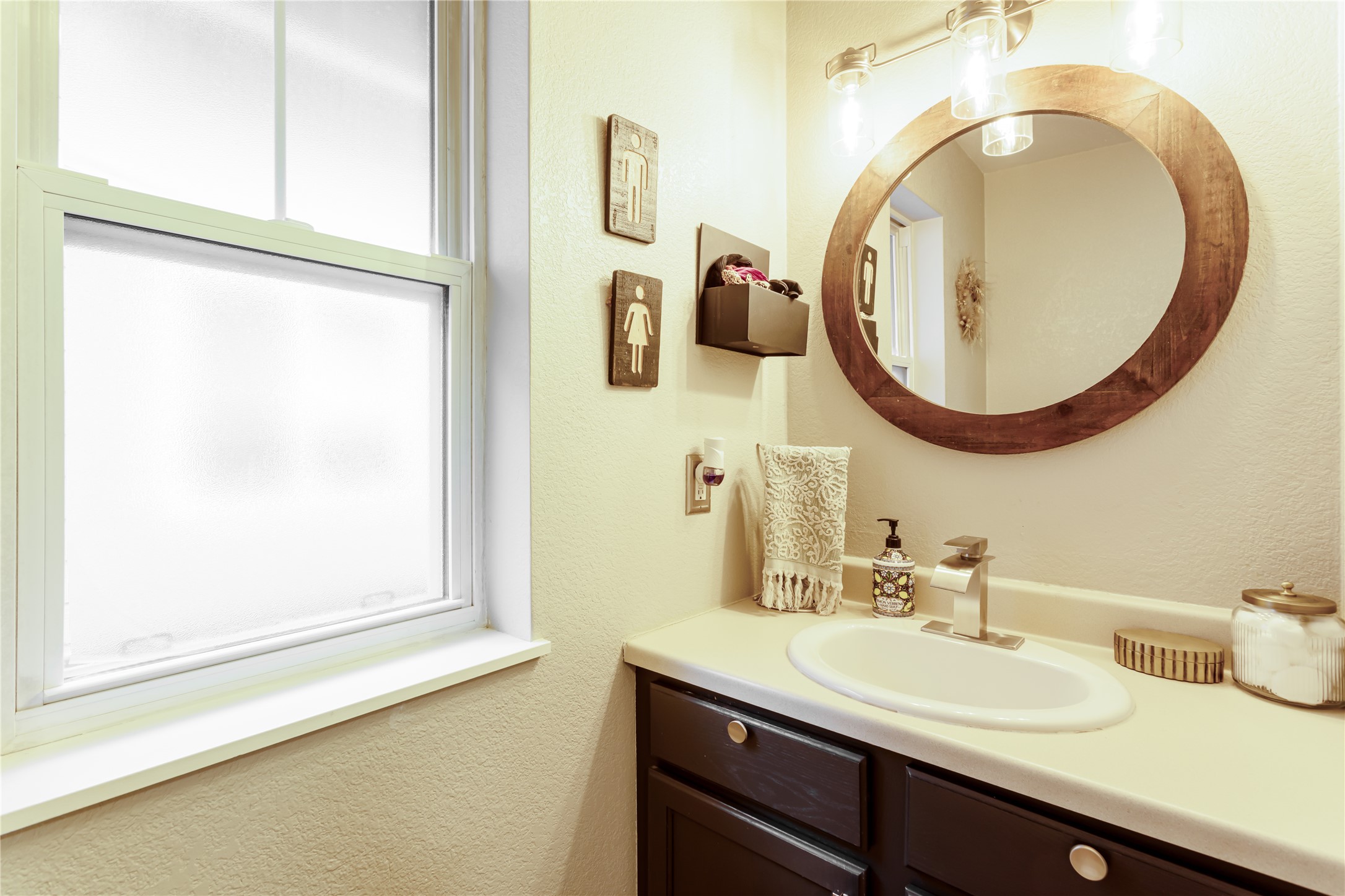 4649 Bordeaux Boulevard Property Photo 24
