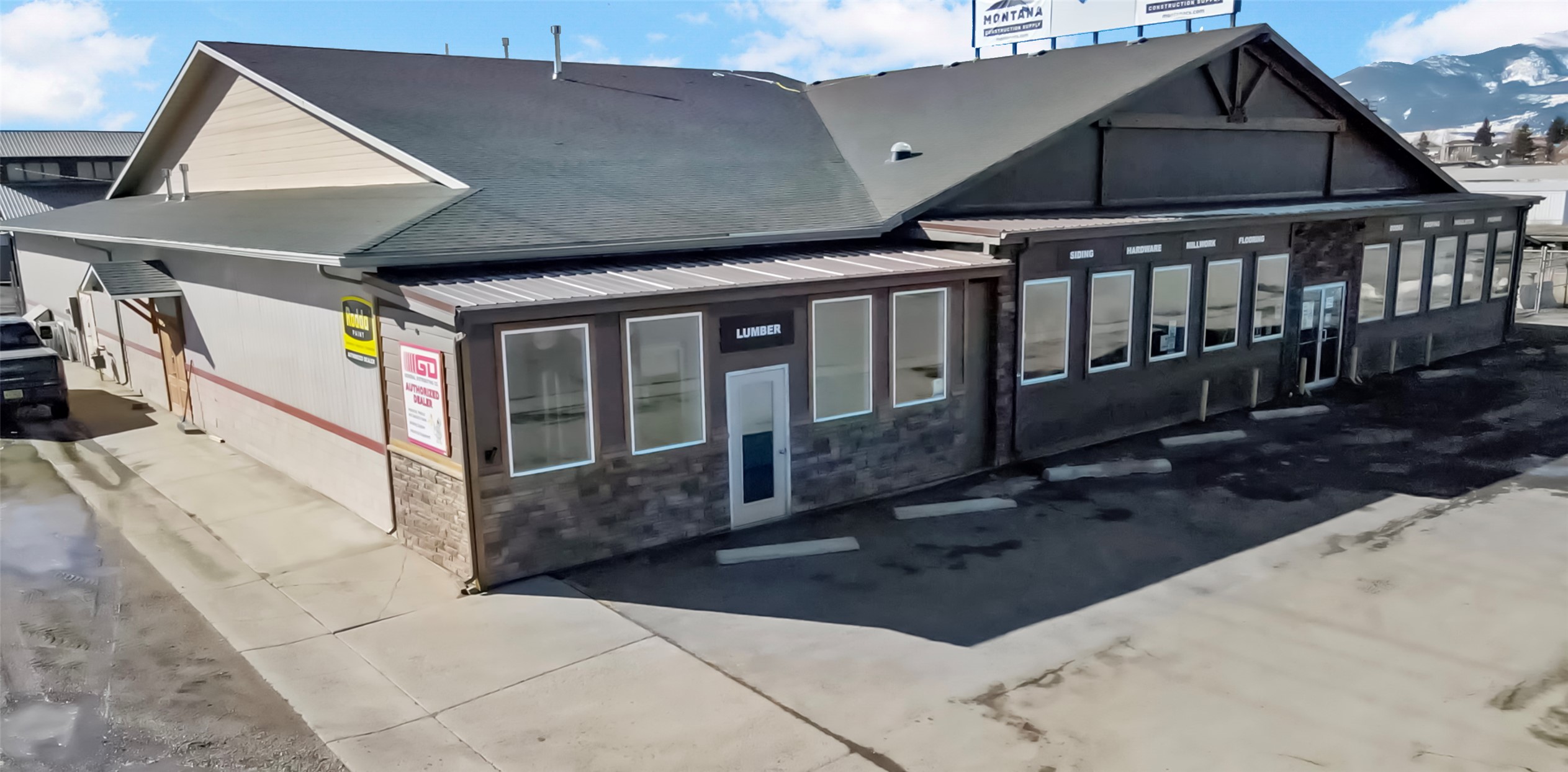 100 Milwaukee Avenue Property Photo