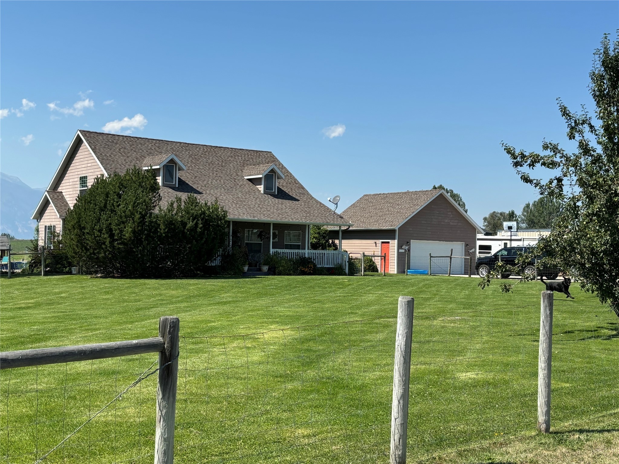 4735 Drake Lane Property Photo