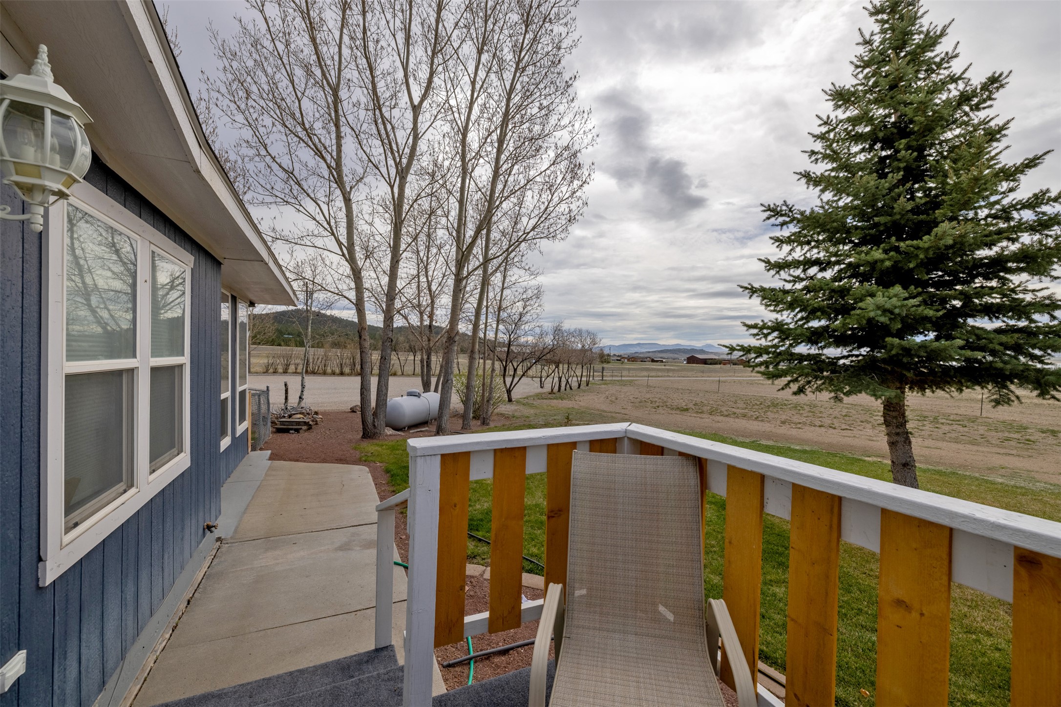 2824 Fantasy Road Property Photo 4