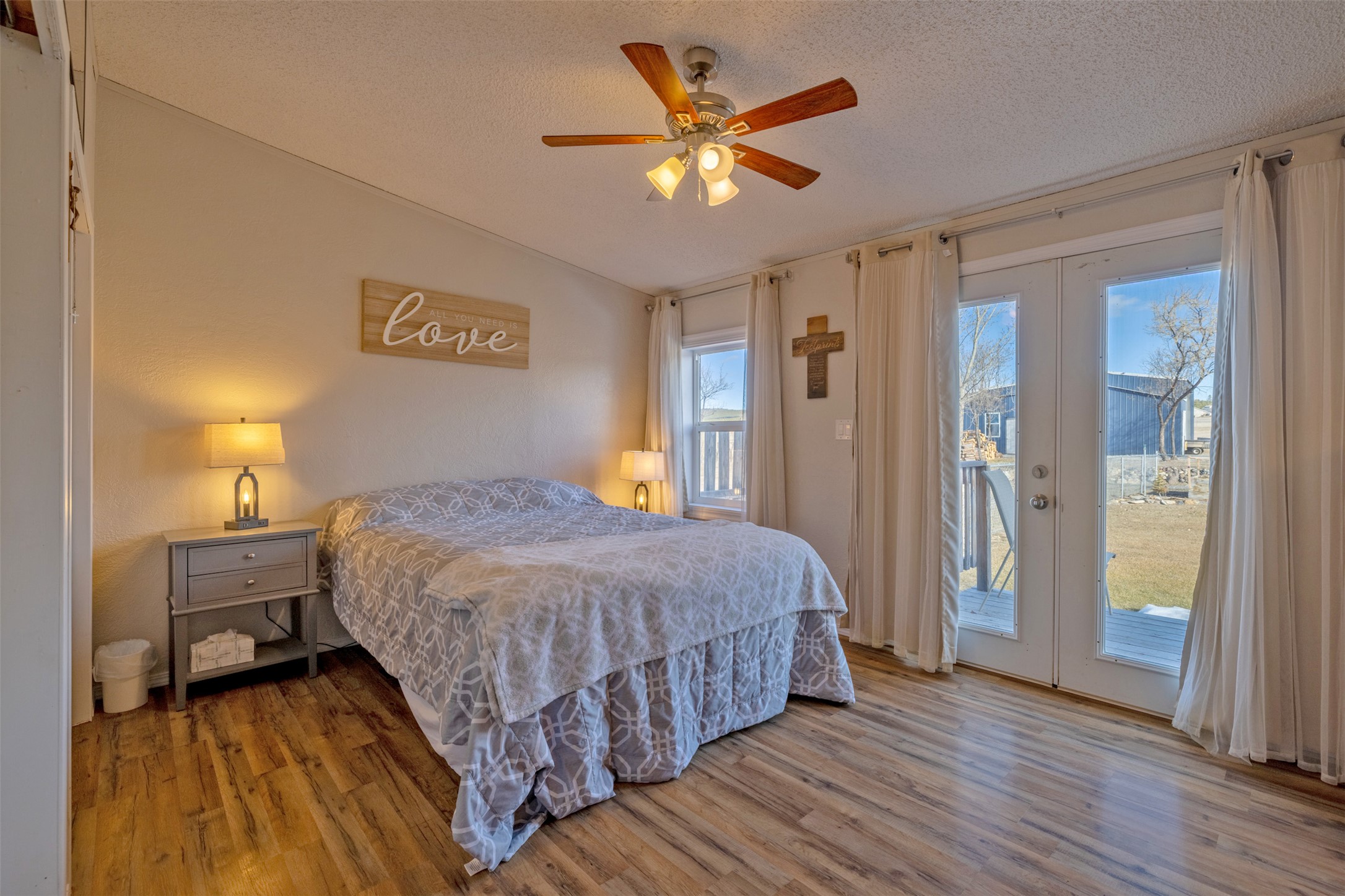 2824 Fantasy Road Property Photo 14